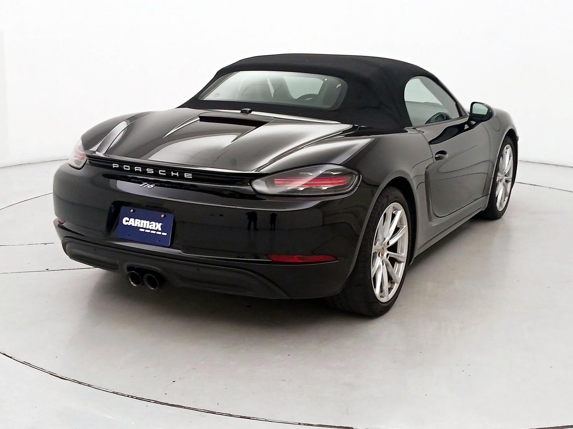 Thumbnail: 2017 Porsche 718 Boxster - 5