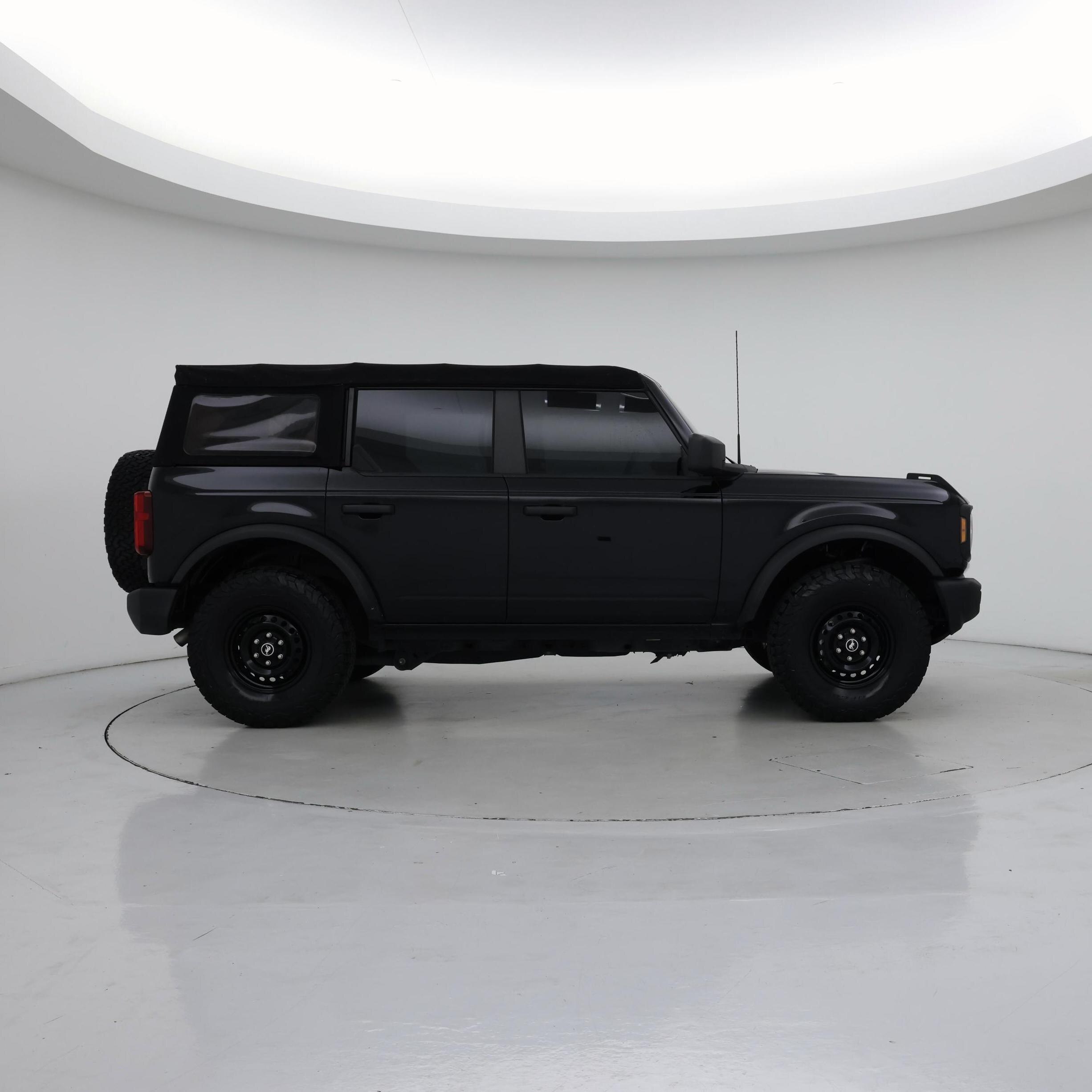 Thumbnail: 2021 Ford Bronco - 7