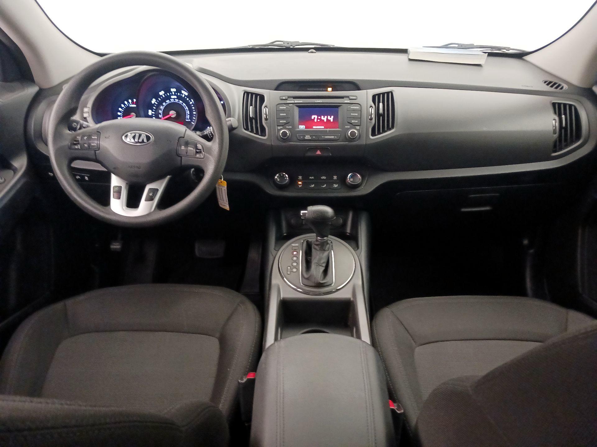 Thumbnail: 2013 Kia Sportage - 9