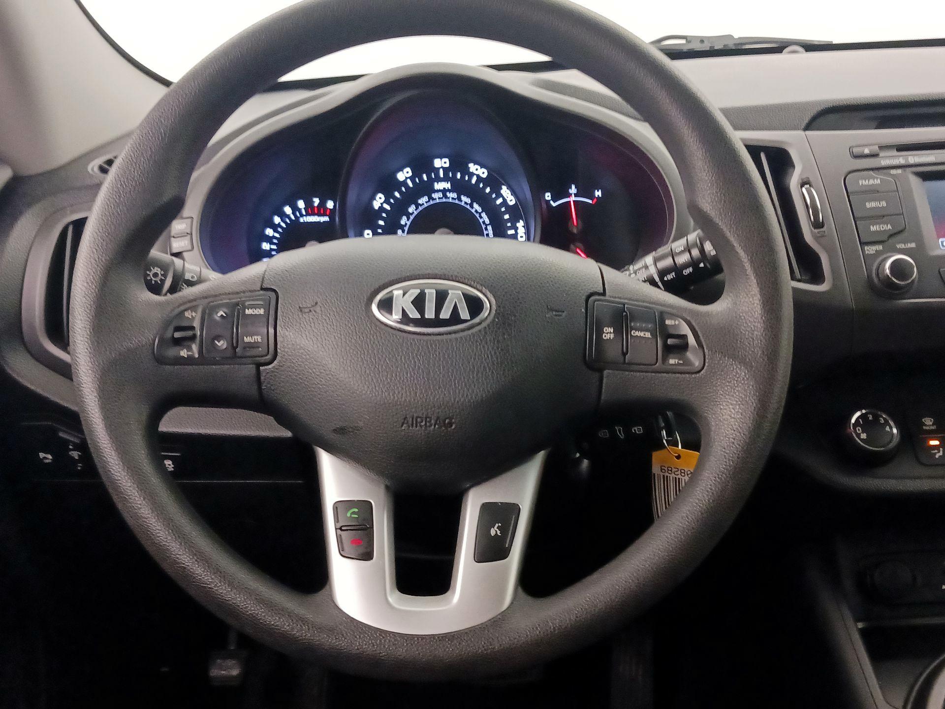 Thumbnail: 2013 Kia Sportage - 10