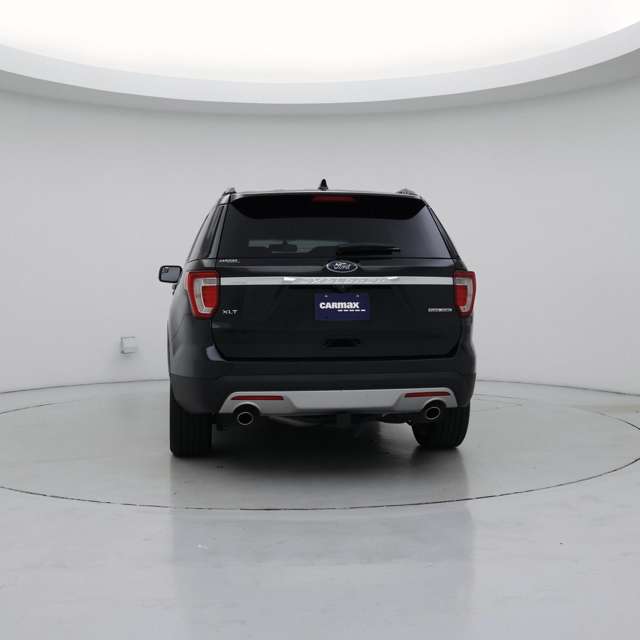 Thumbnail: 2016 Ford Explorer - 6