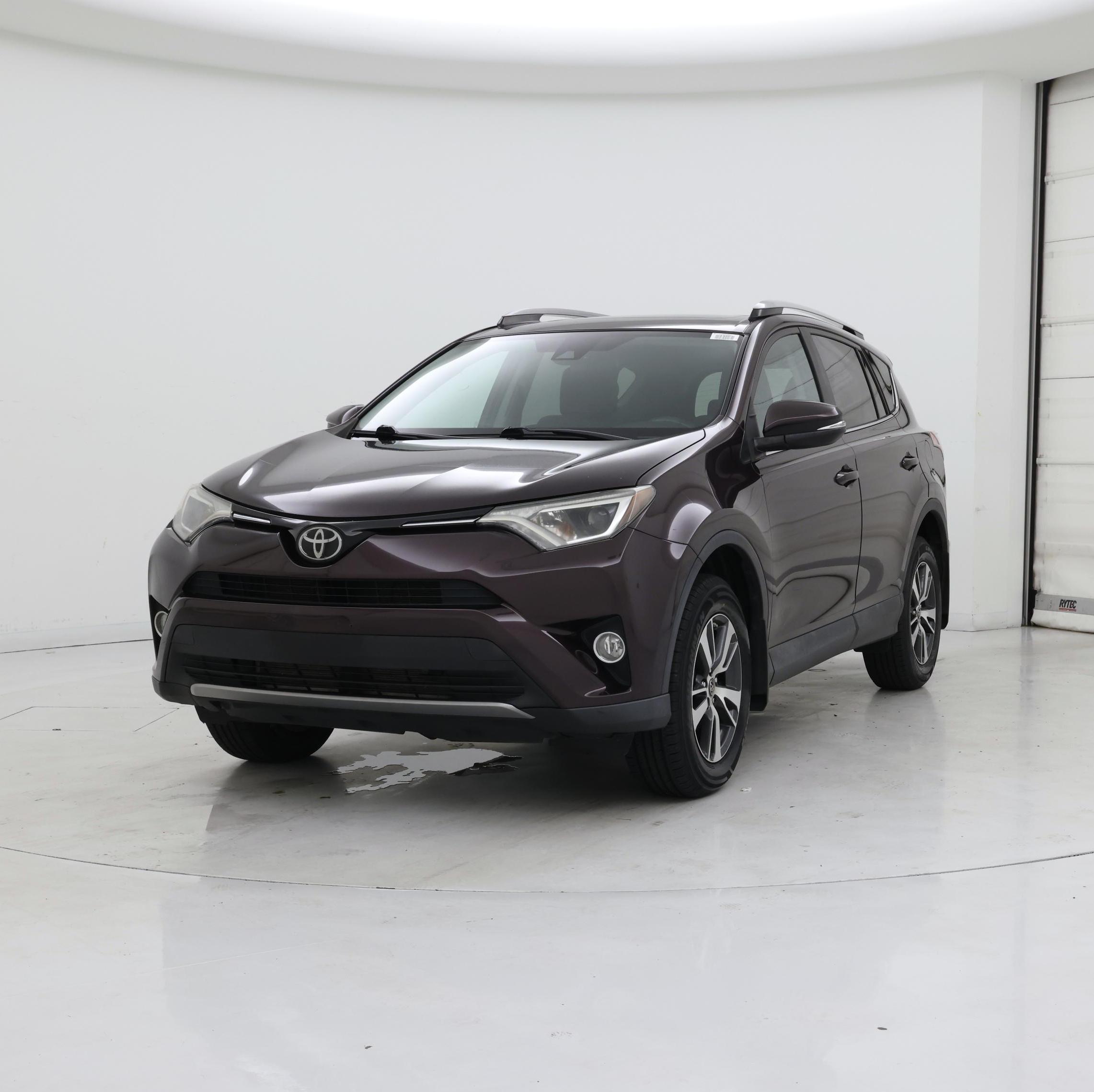 Thumbnail: 2018 Toyota RAV4 - 4