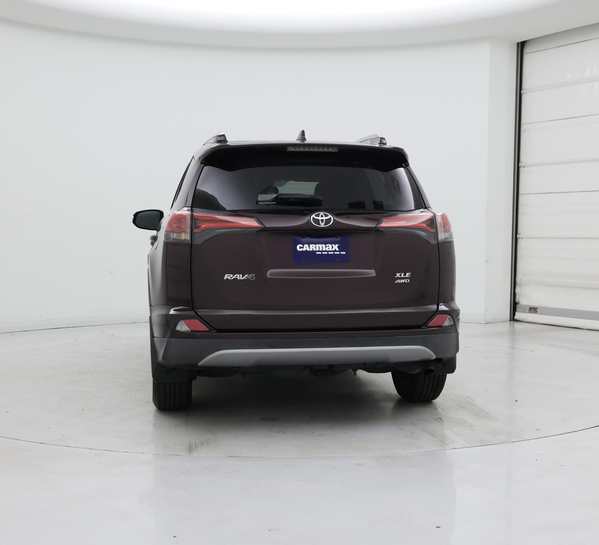 Thumbnail: 2018 Toyota RAV4 - 6