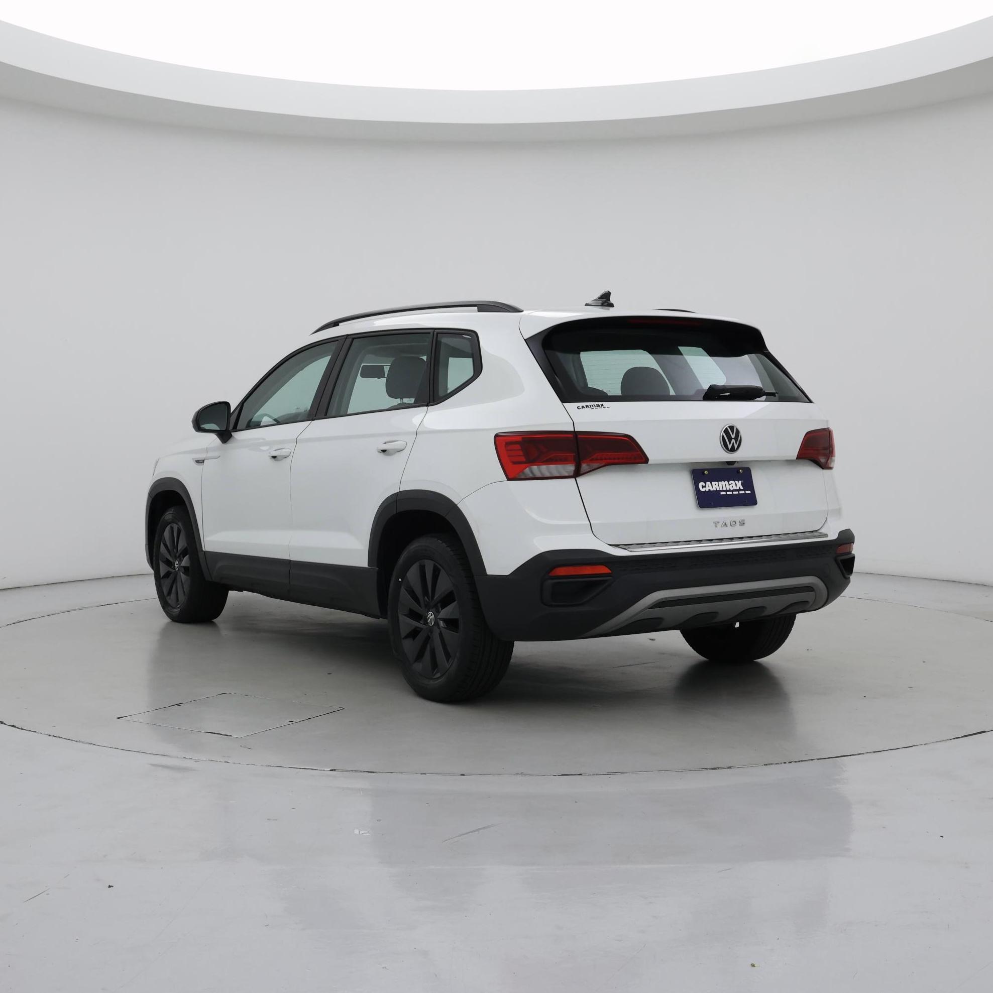 Thumbnail: 2022 Volkswagen Taos - 2