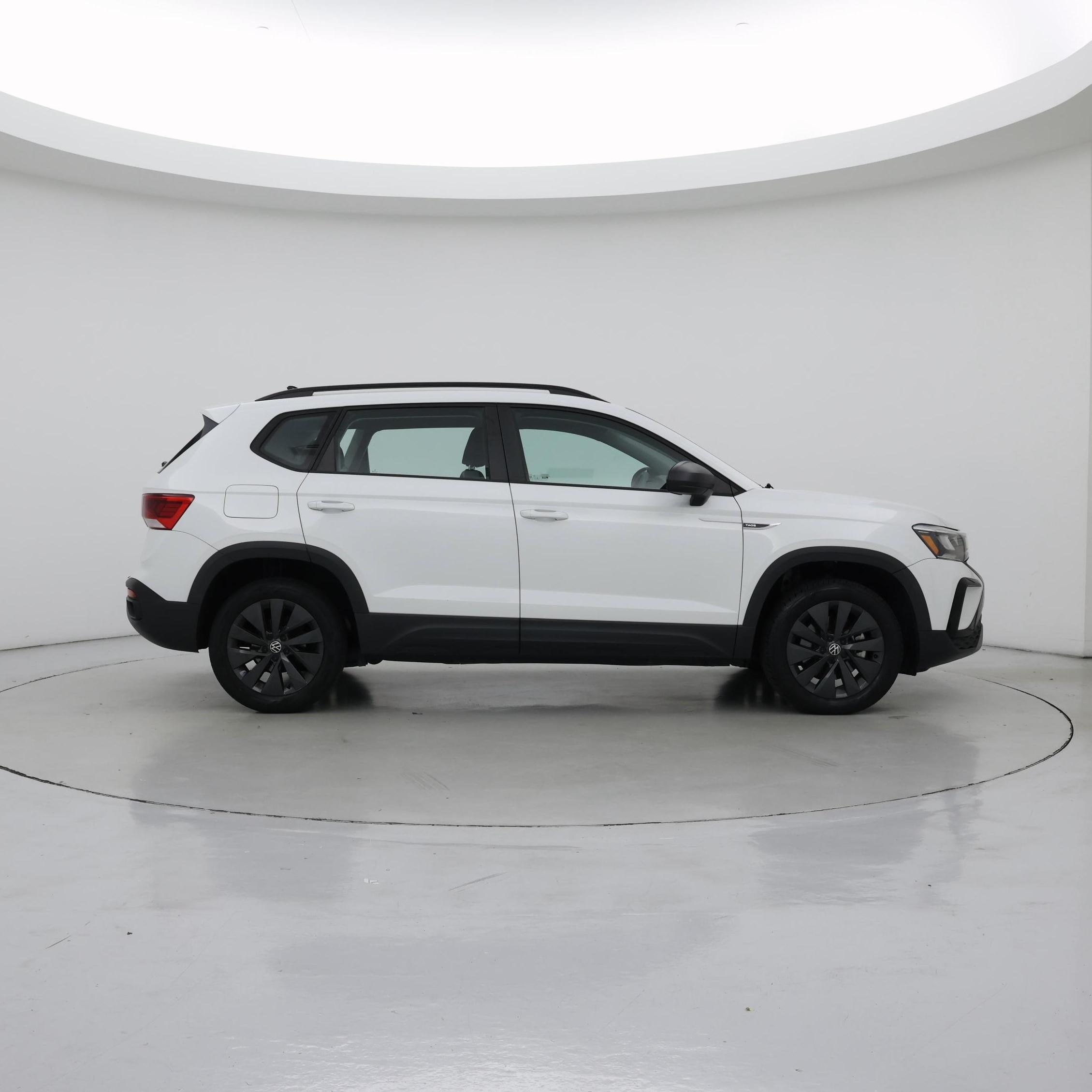 Thumbnail: 2022 Volkswagen Taos - 7