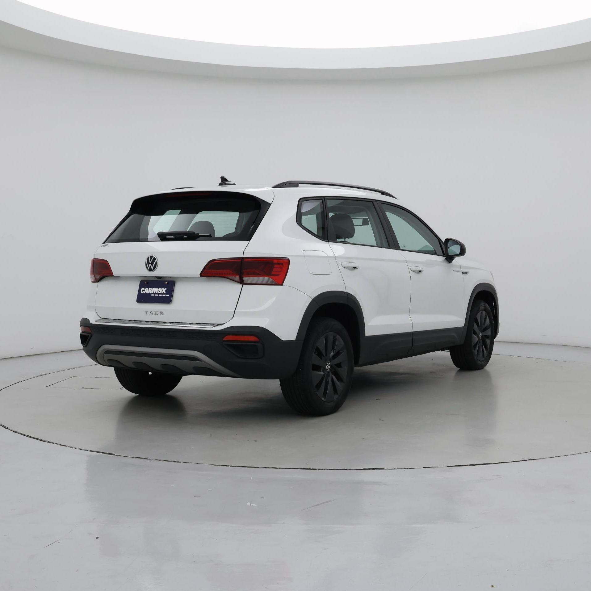 Thumbnail: 2022 Volkswagen Taos - 8