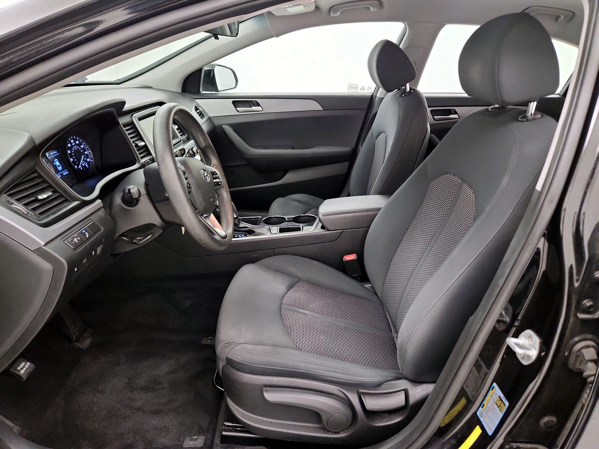 Thumbnail: 2019 Hyundai Sonata - 11