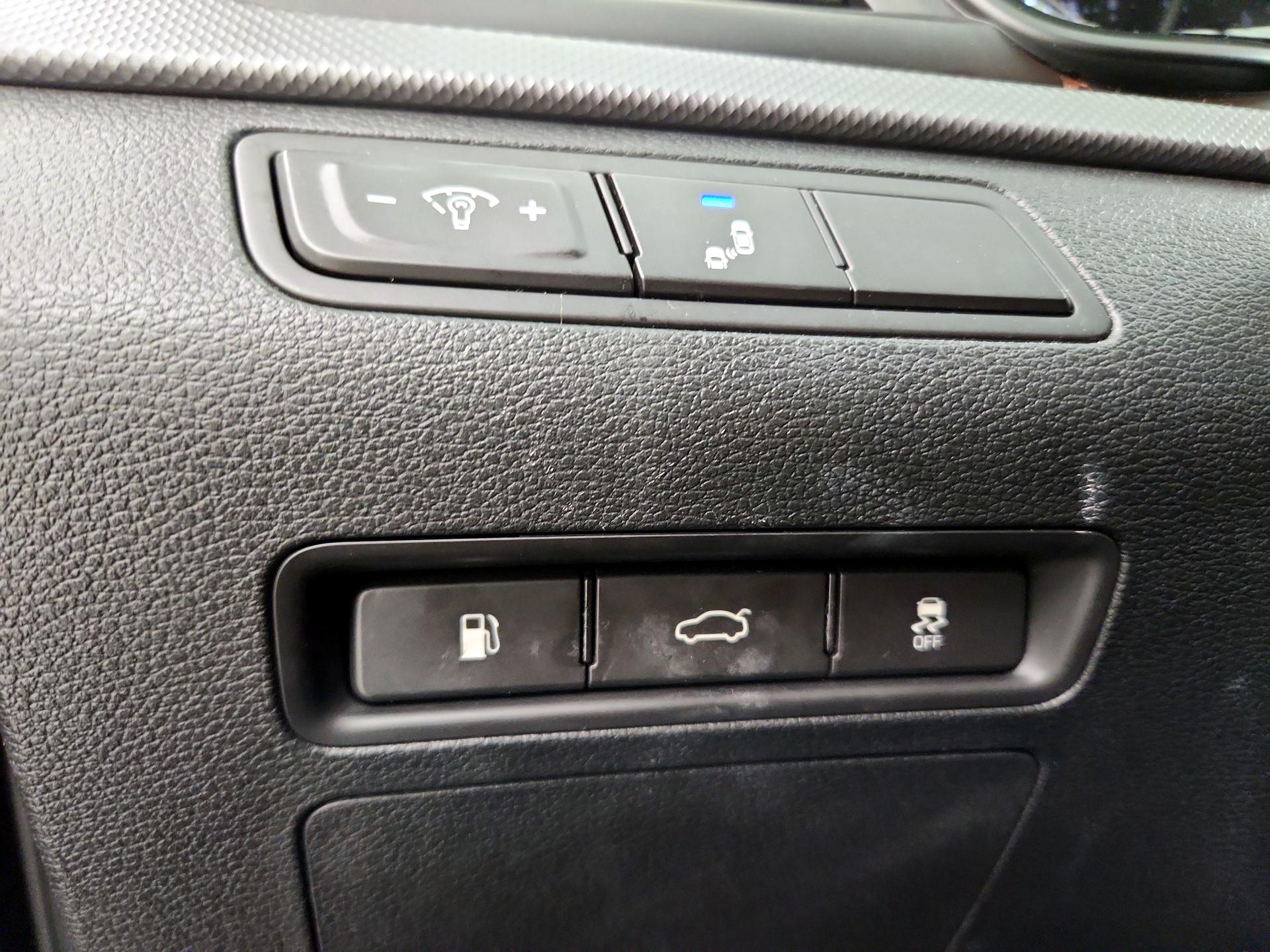 Thumbnail: 2019 Hyundai Sonata - 13