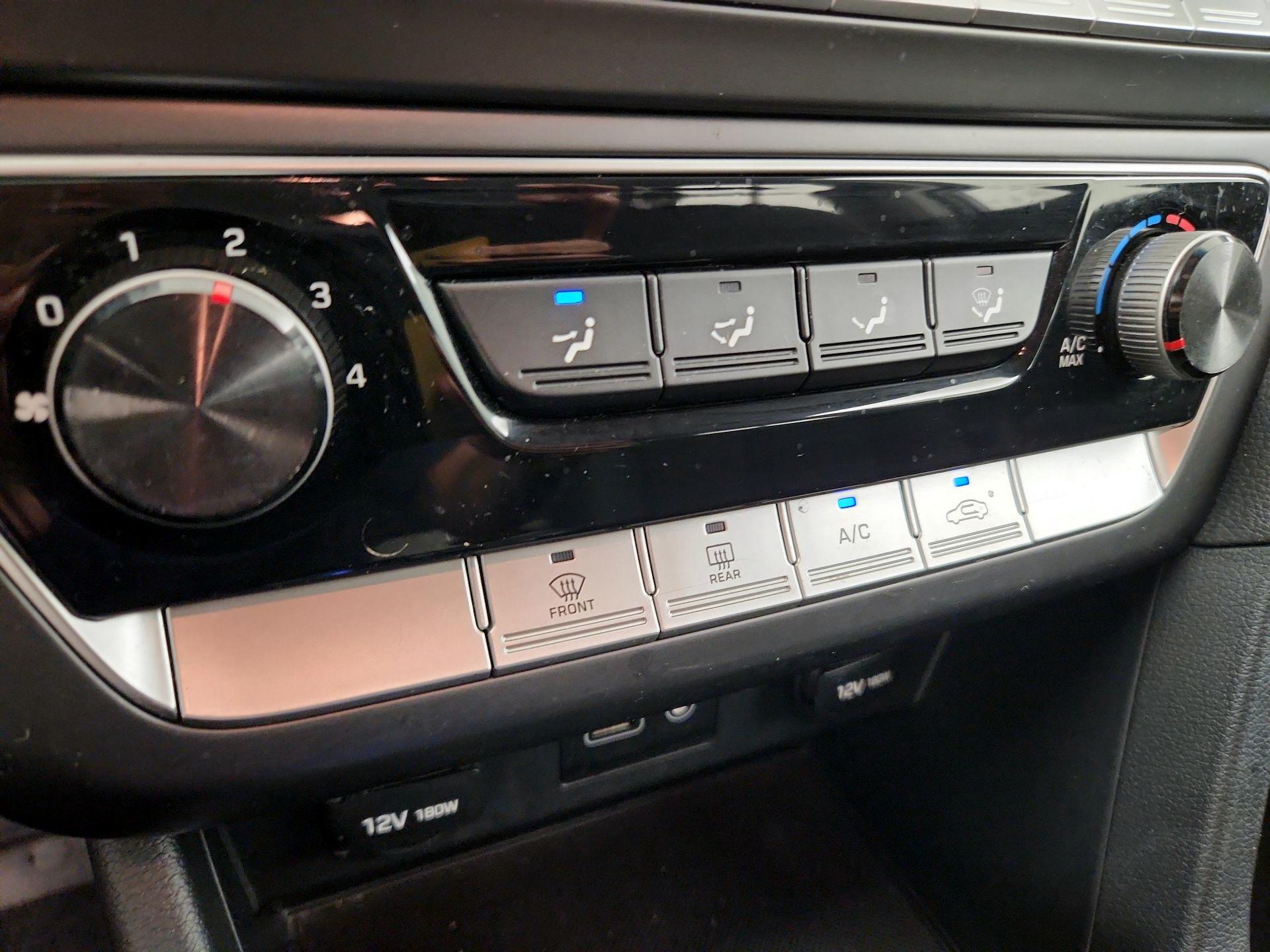 Thumbnail: 2019 Hyundai Sonata - 16