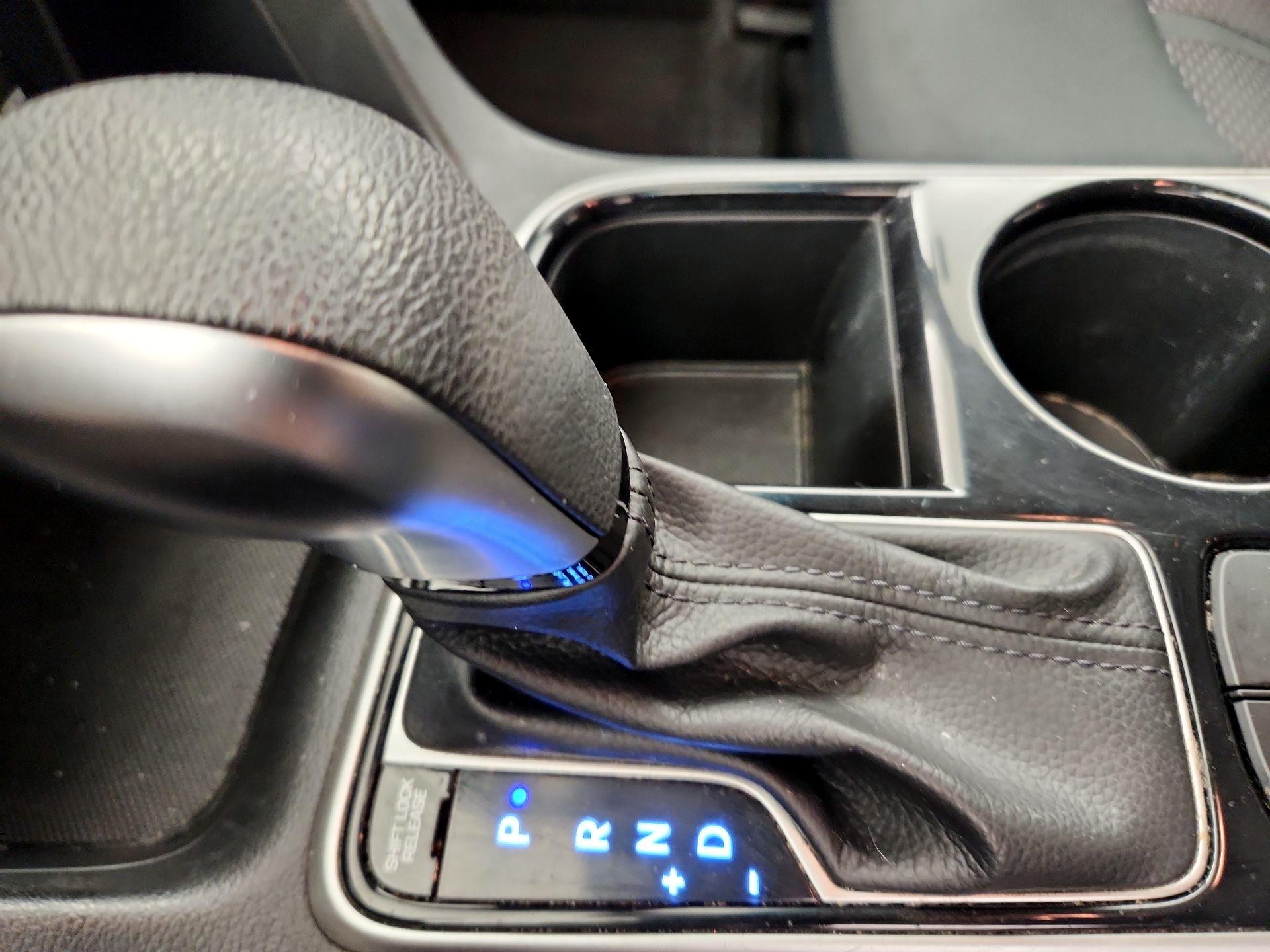 Thumbnail: 2019 Hyundai Sonata - 17