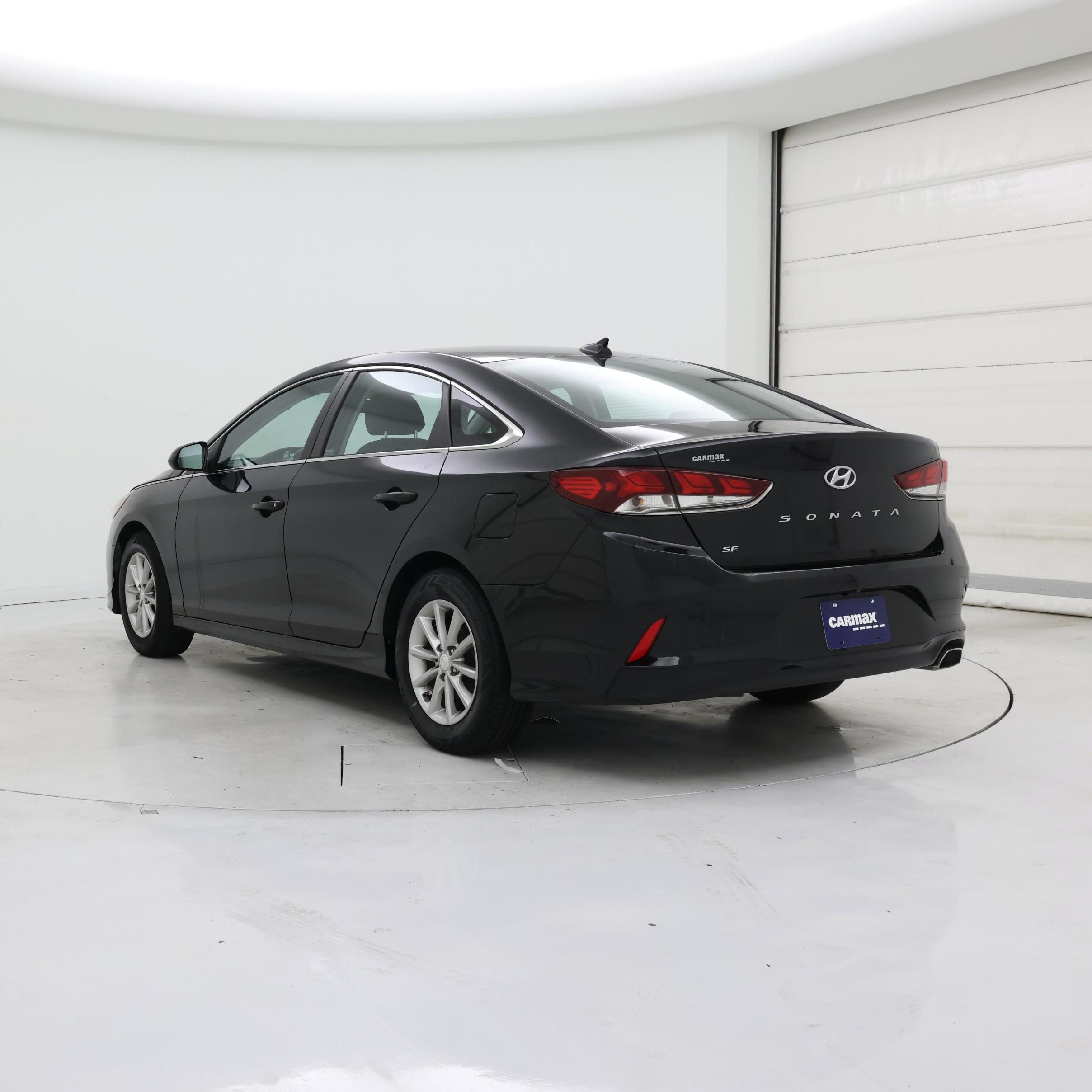 Thumbnail: 2019 Hyundai Sonata - 2