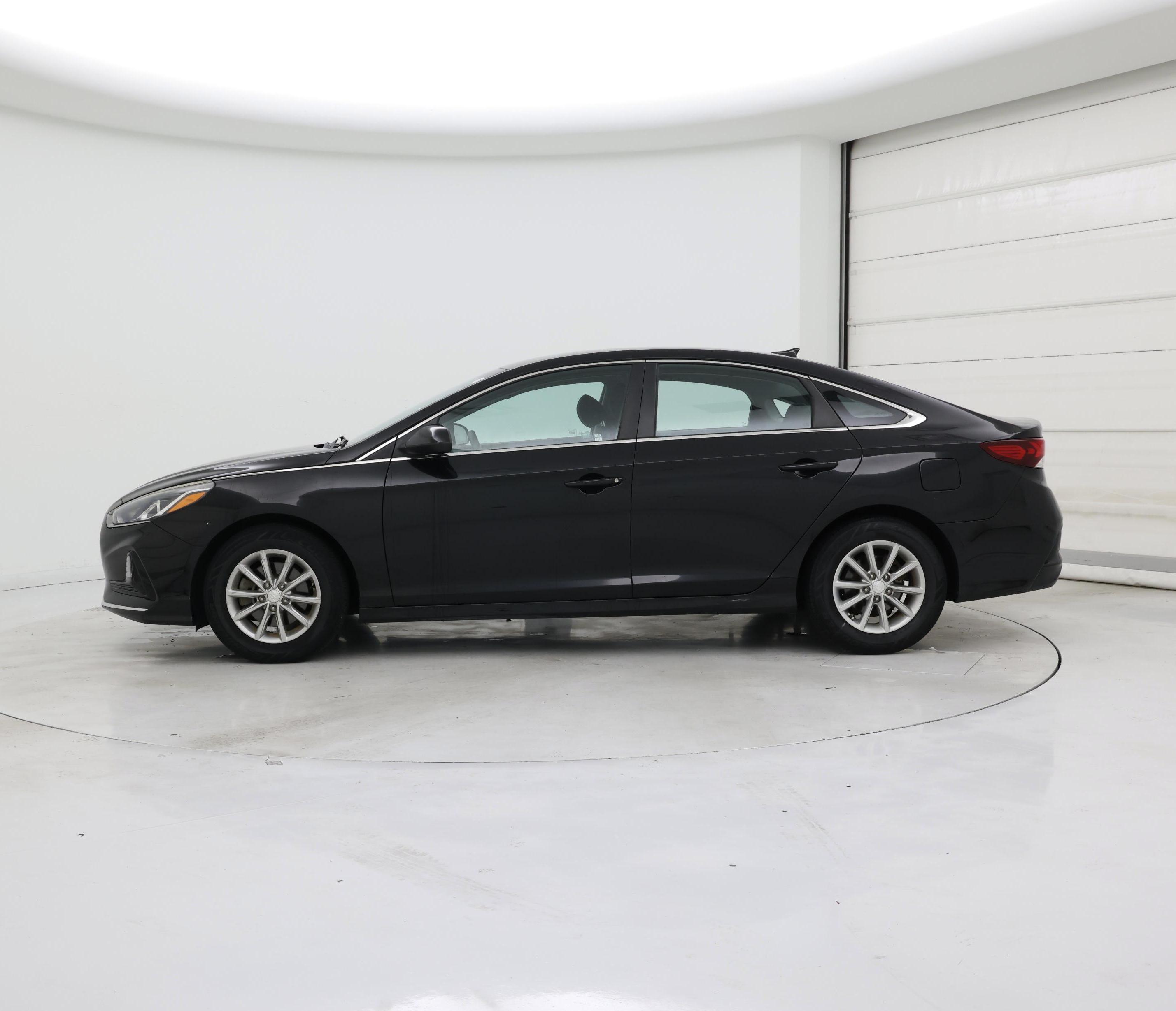 Thumbnail: 2019 Hyundai Sonata - 3