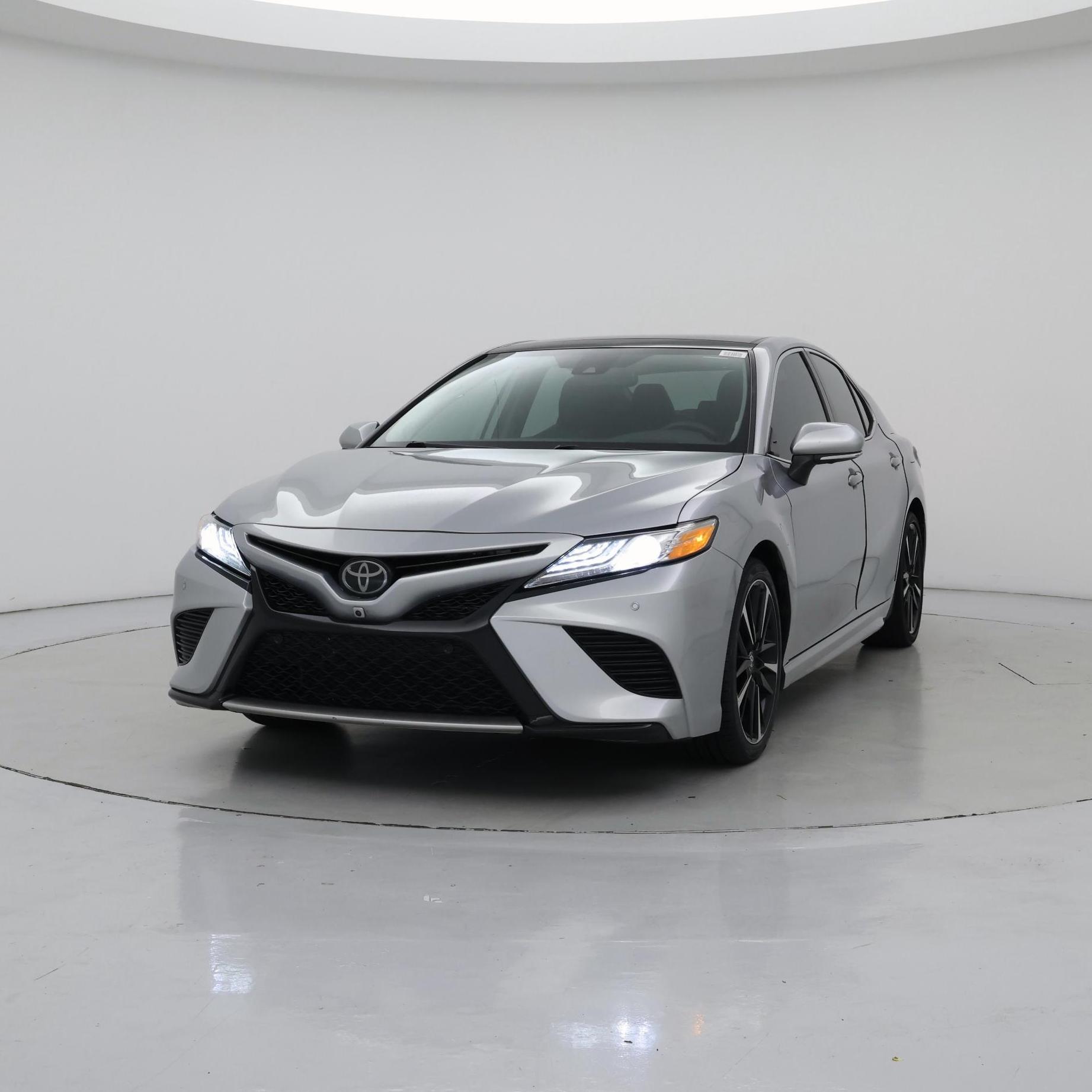 Thumbnail: 2020 Toyota Camry - 4