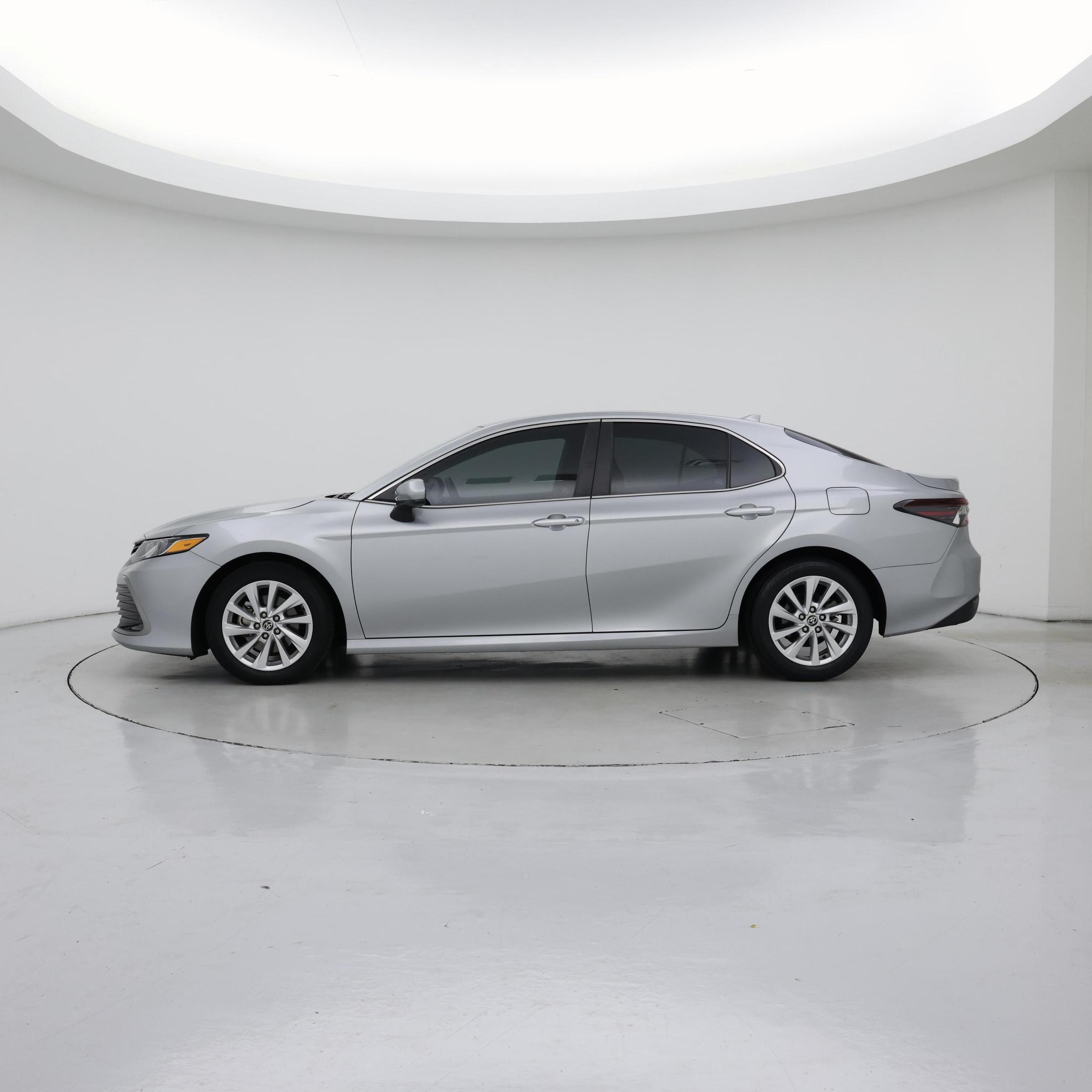 Thumbnail: 2023 Toyota Camry - 3