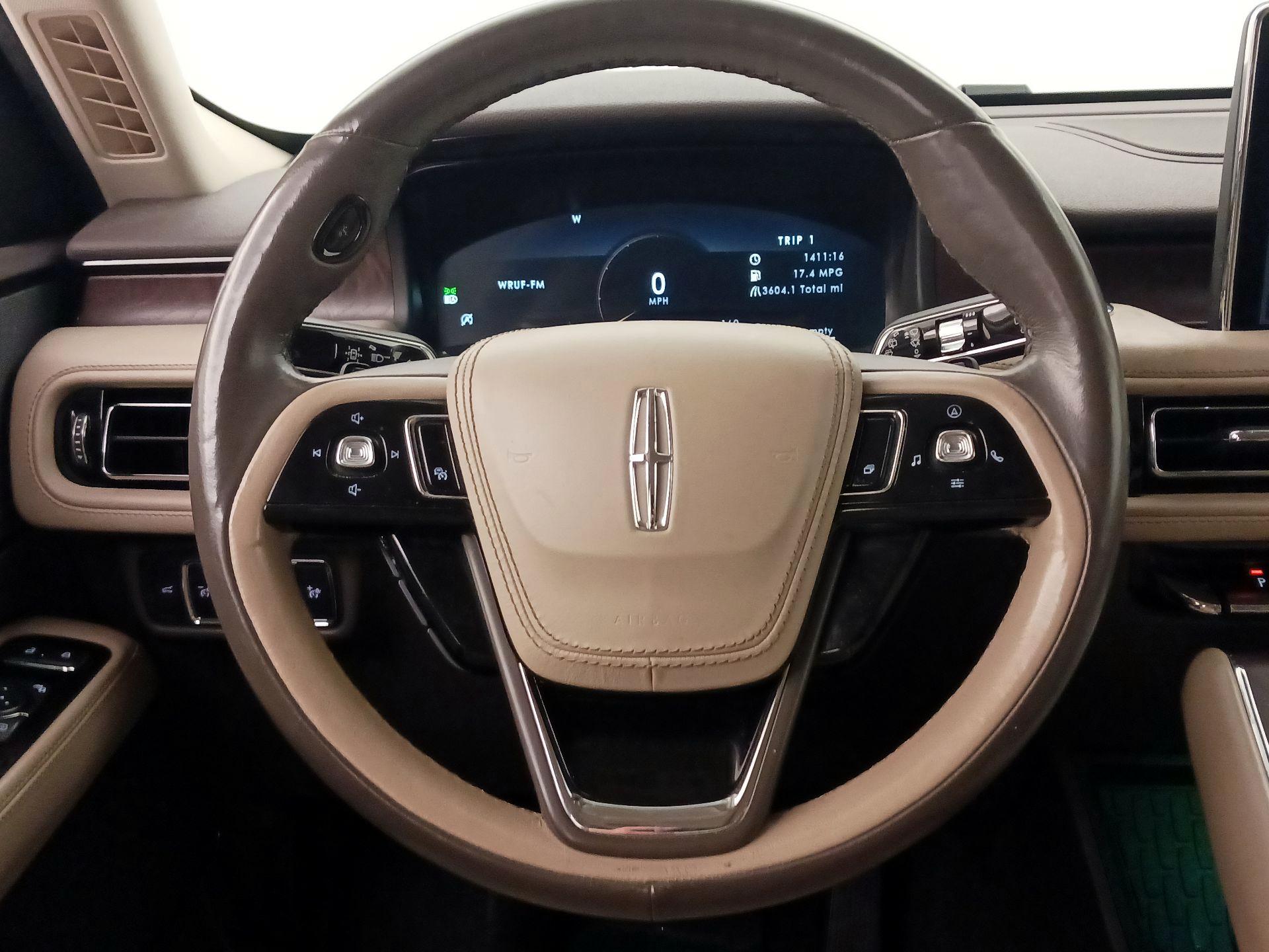 Thumbnail: 2022 Lincoln Aviator - 10