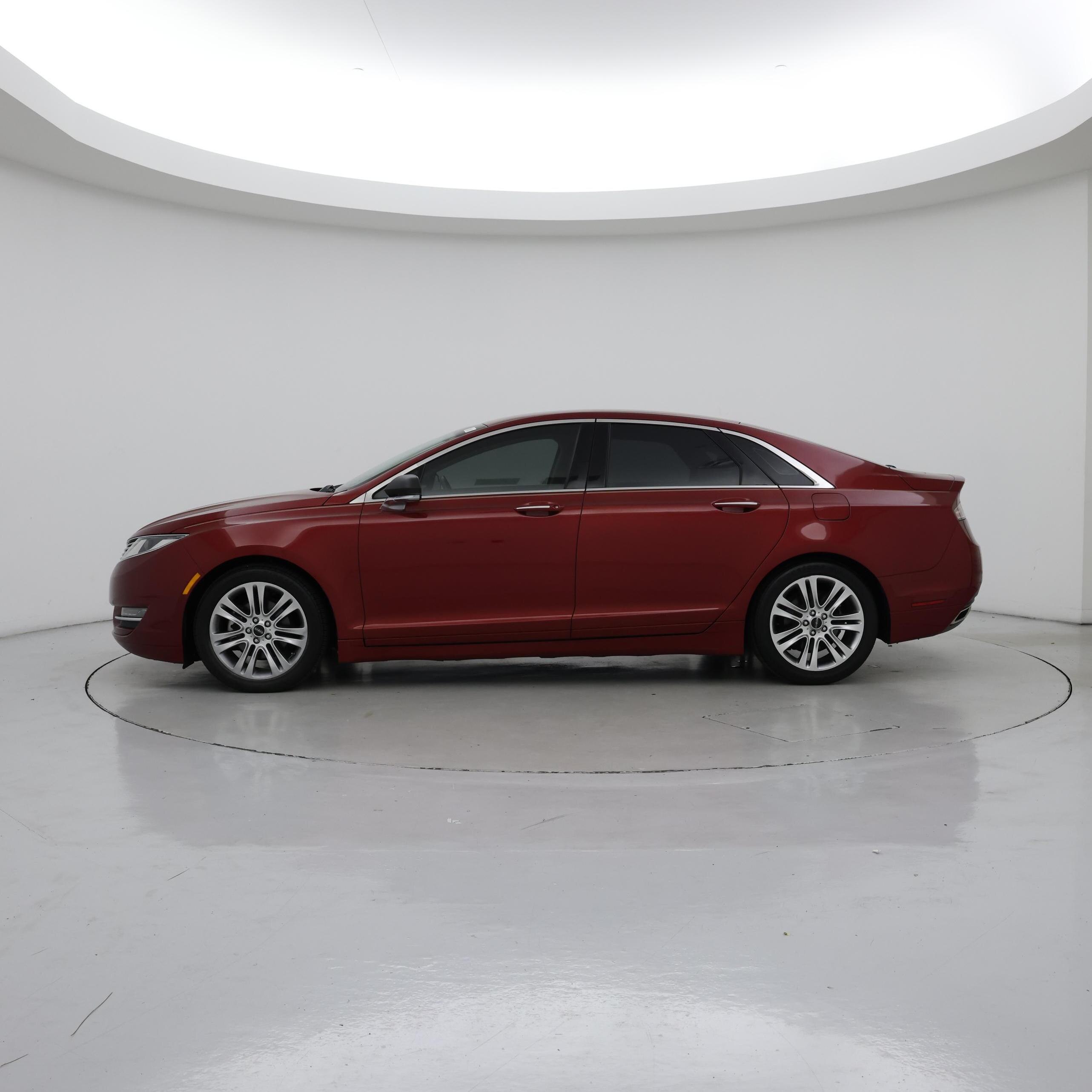 Thumbnail: 2014 Lincoln MKZ - 3