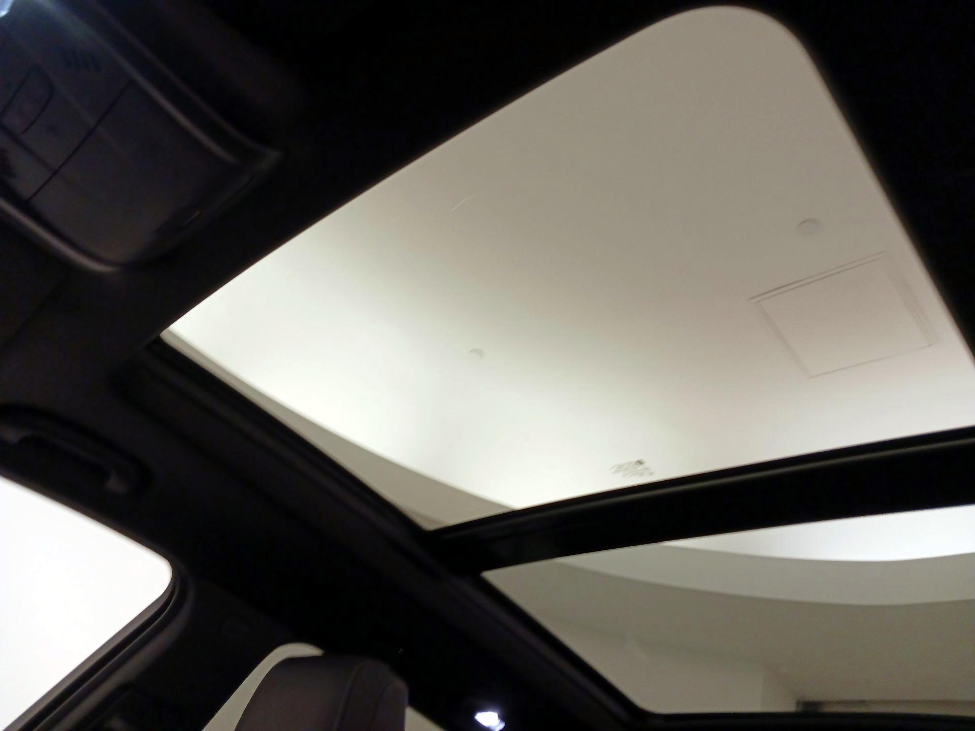 Thumbnail: 2022 Cadillac XT6 - 19