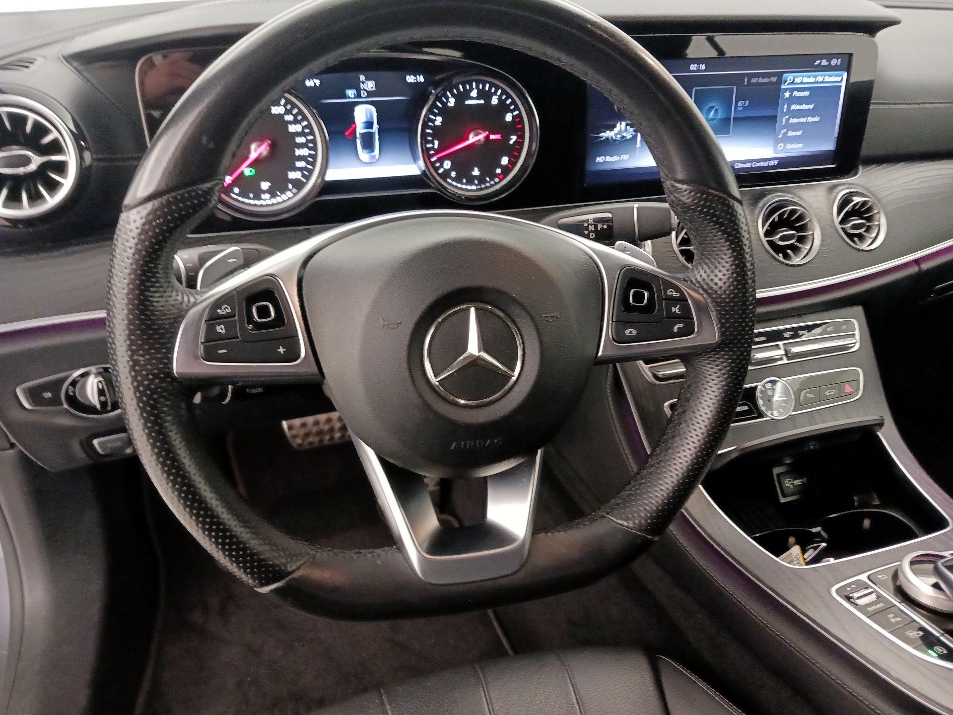 Thumbnail: 2018 Mercedes-Benz E-Class - 10