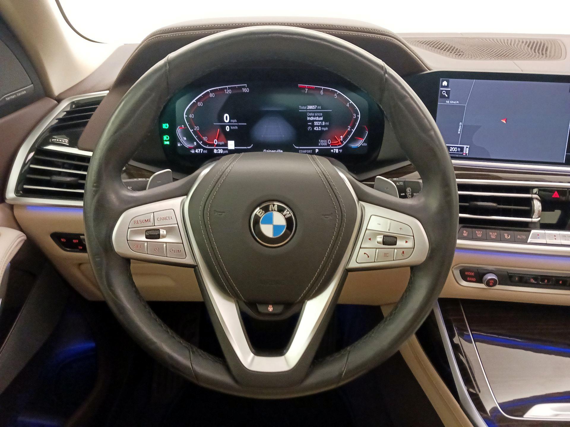 Thumbnail: 2019 BMW X7 - 10