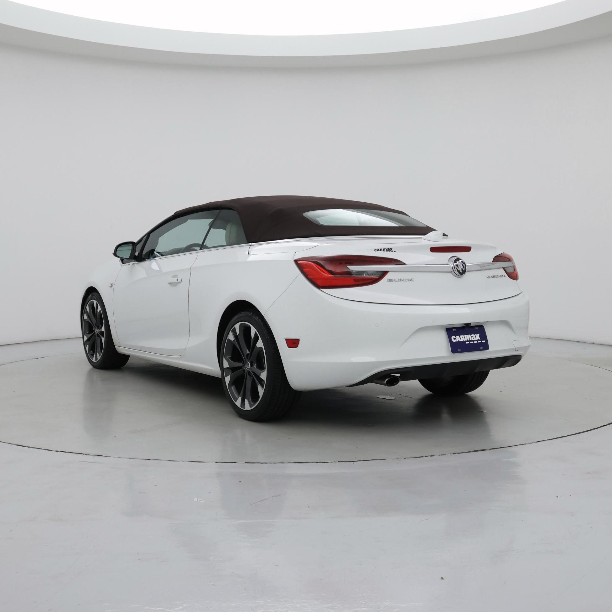 Thumbnail: 2018 Buick Cascada - 2