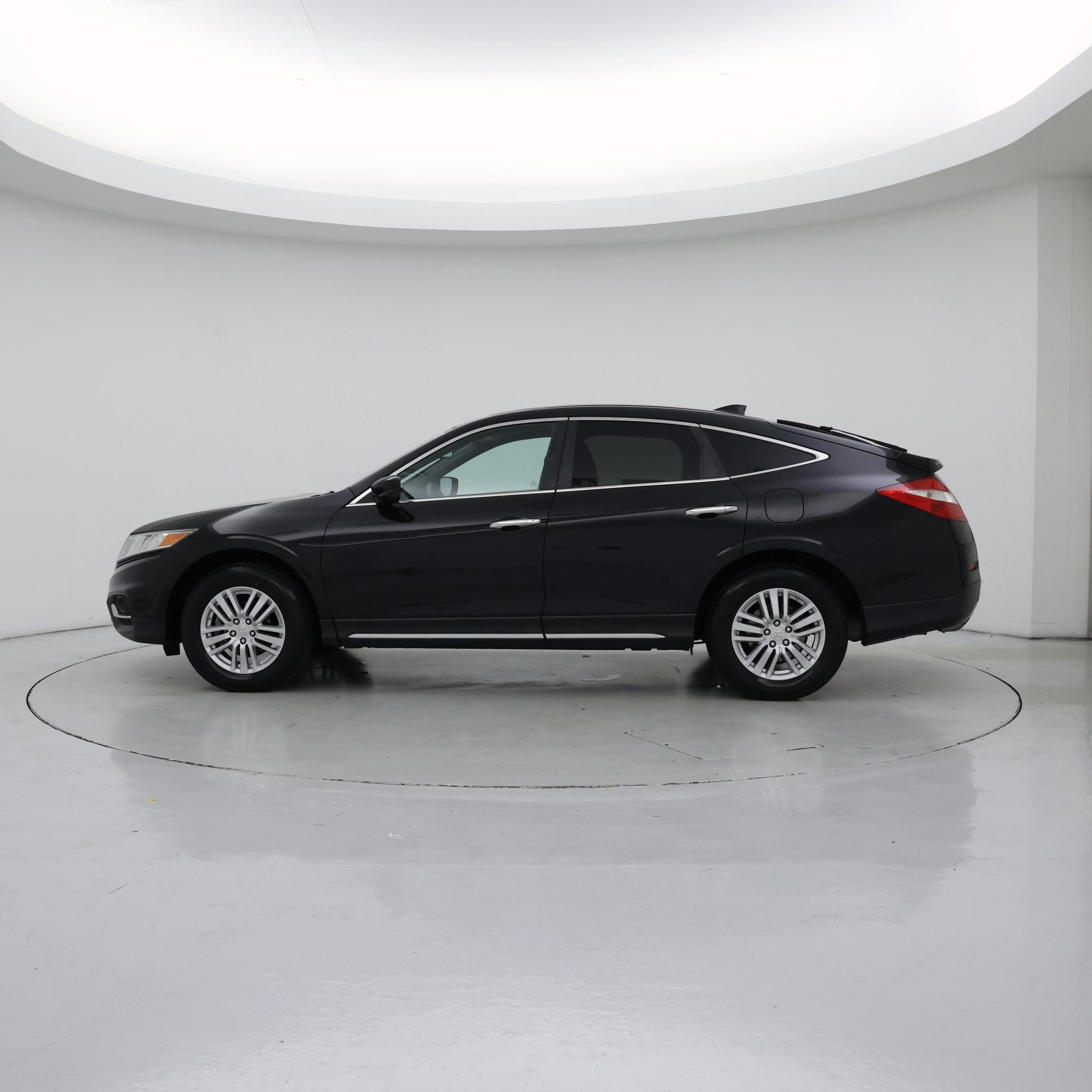 Thumbnail: 2013 Honda Accord Crosstour - 3