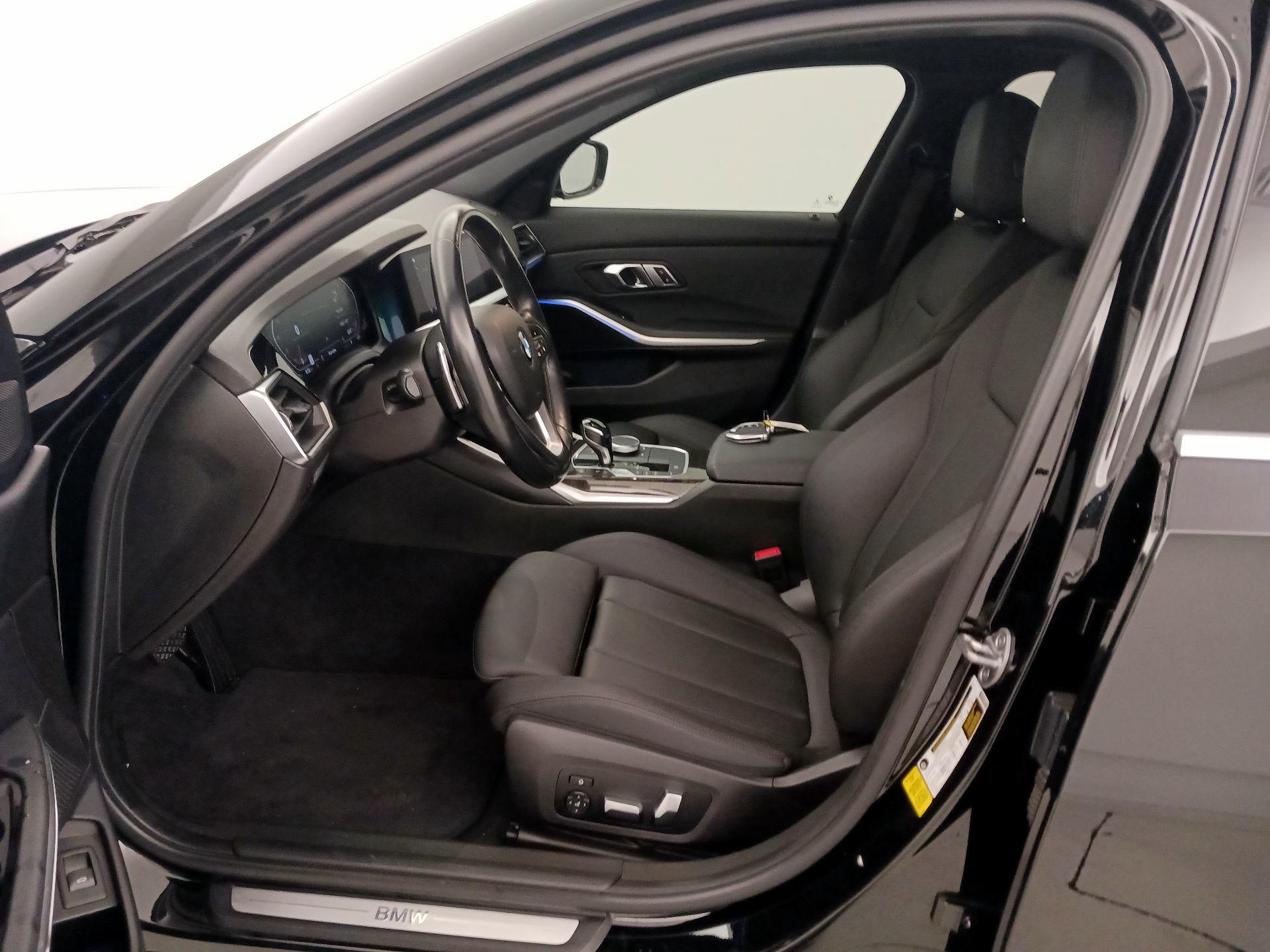 Thumbnail: 2020 BMW 3 Series - 11