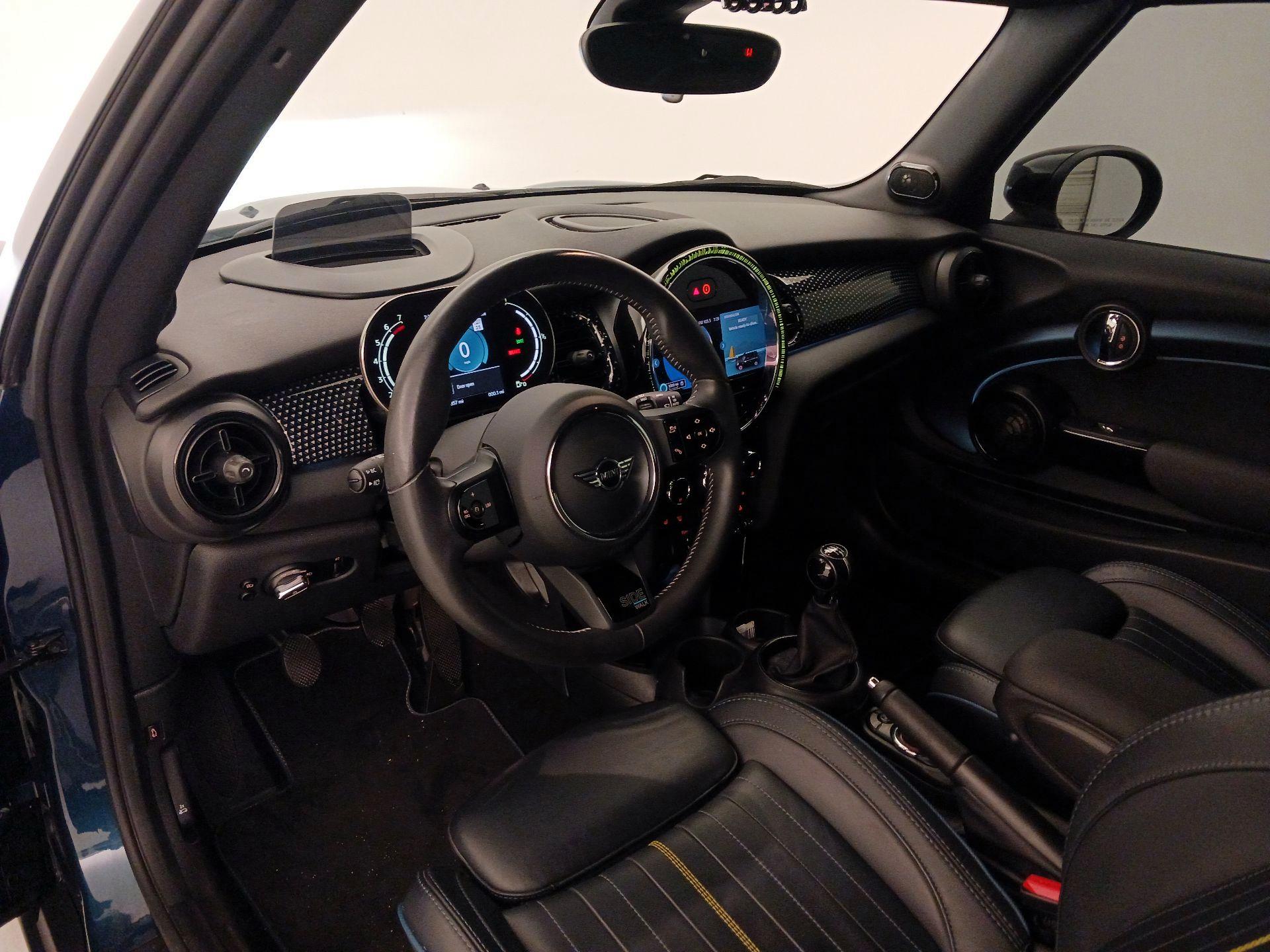 Thumbnail: 2023 MINI Cooper - 9
