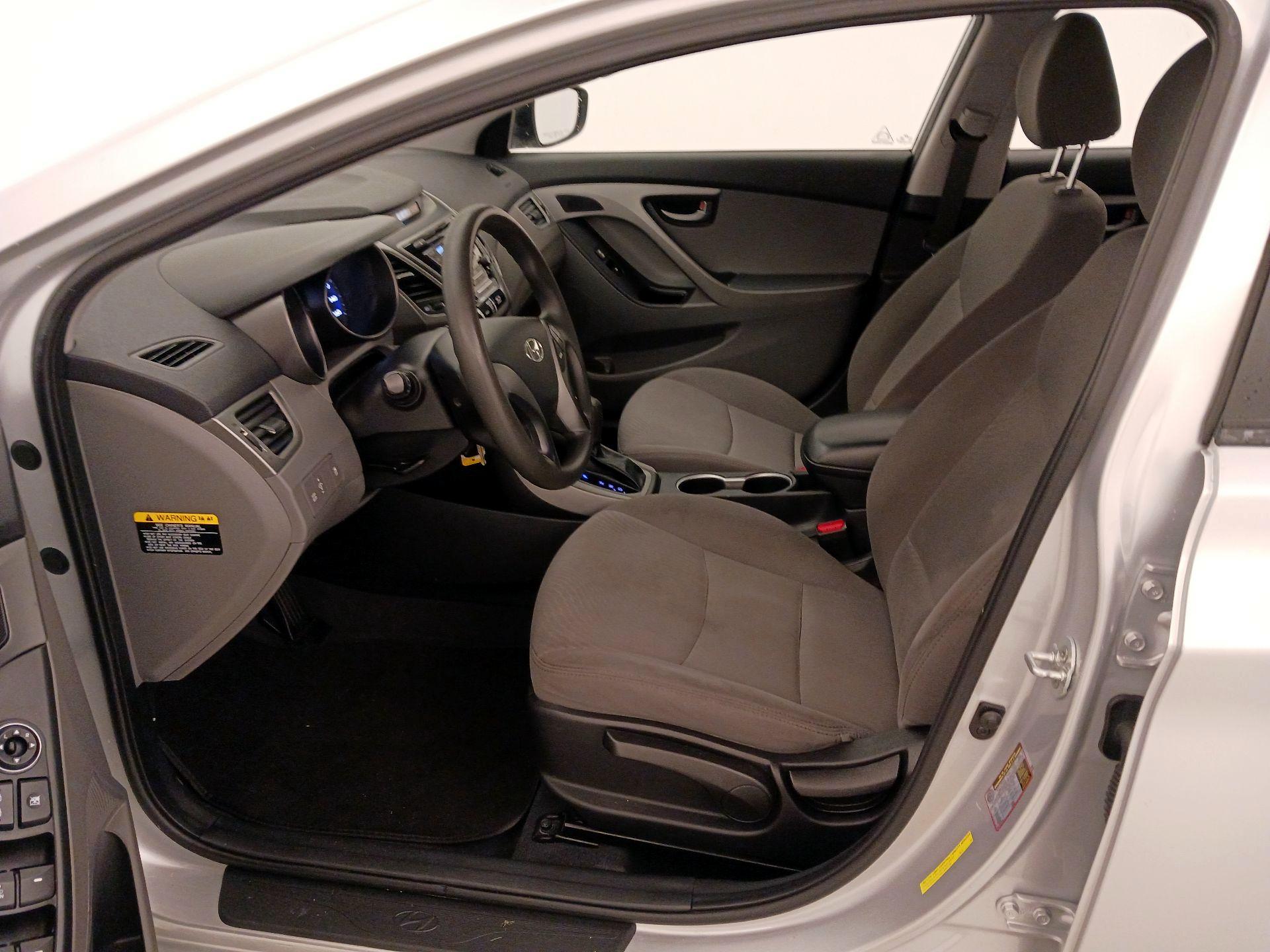 Thumbnail: 2016 Hyundai Elantra - 11