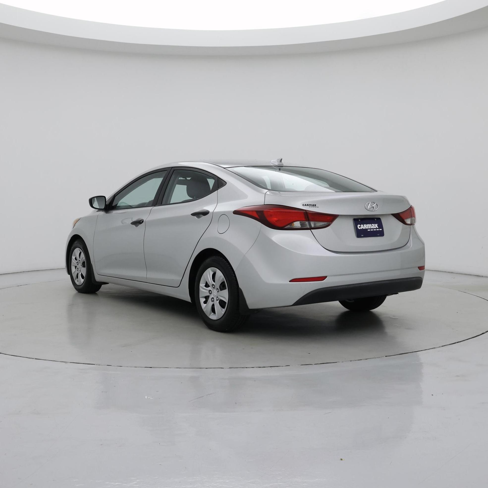 Thumbnail: 2016 Hyundai Elantra - 2