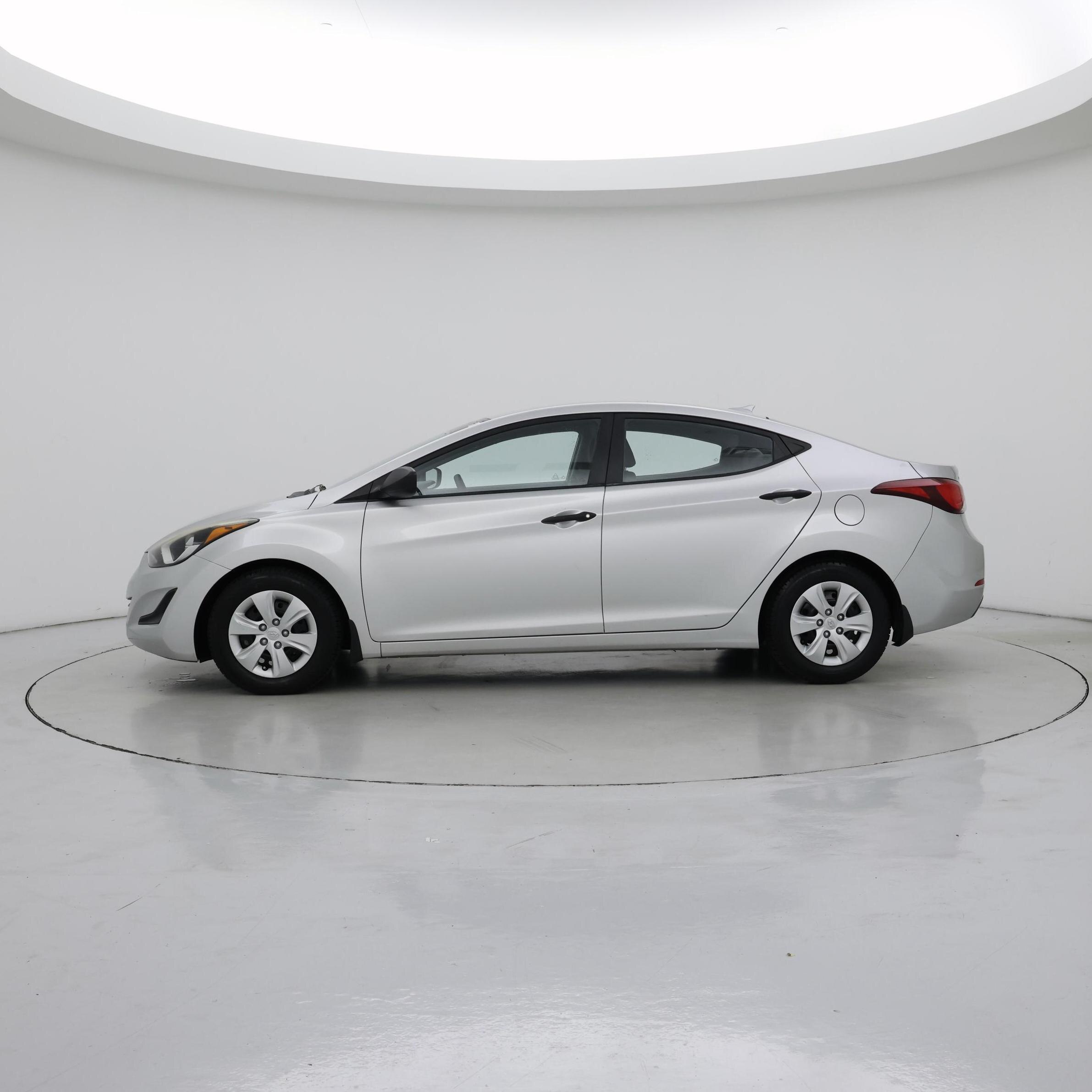 Thumbnail: 2016 Hyundai Elantra - 3