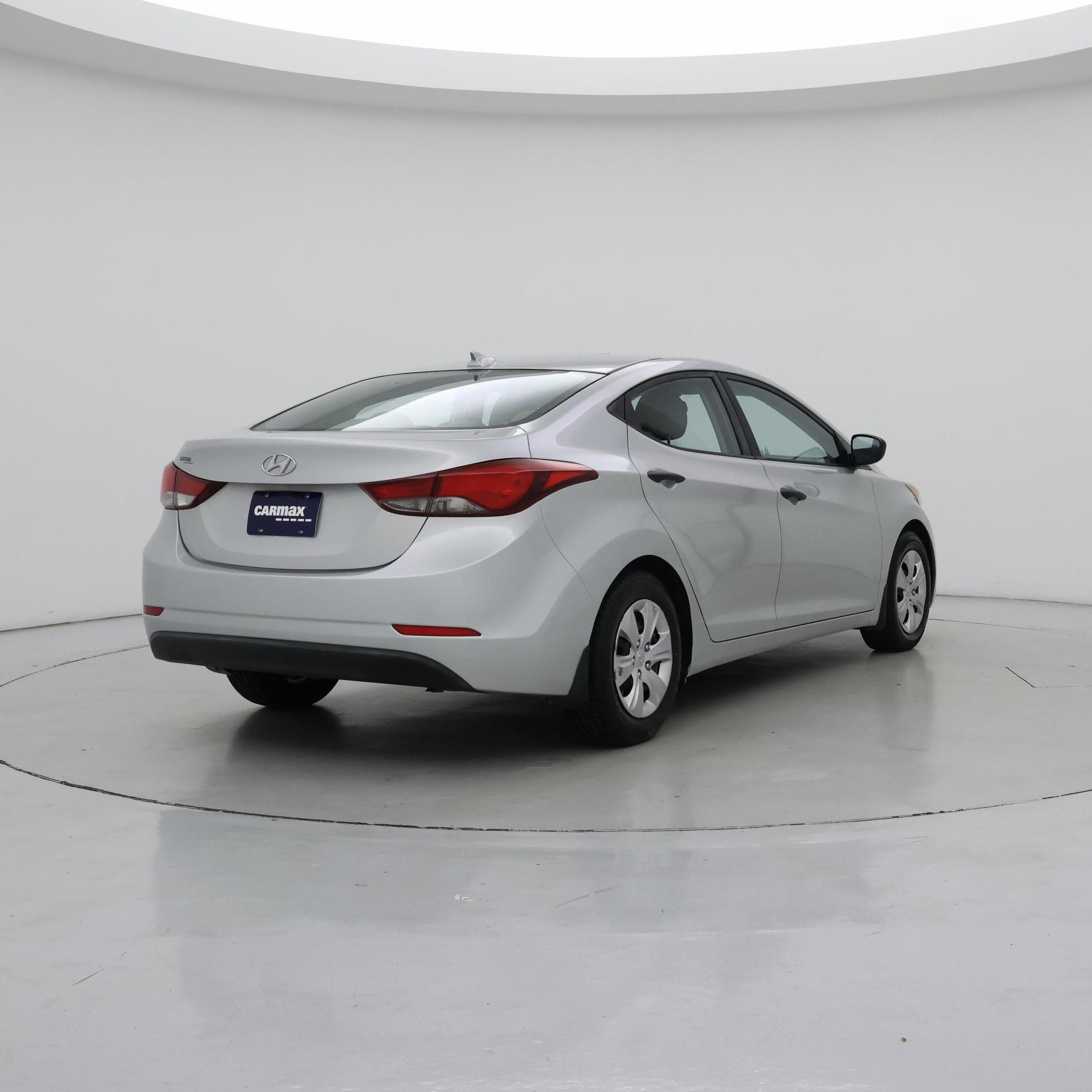 Thumbnail: 2016 Hyundai Elantra - 8