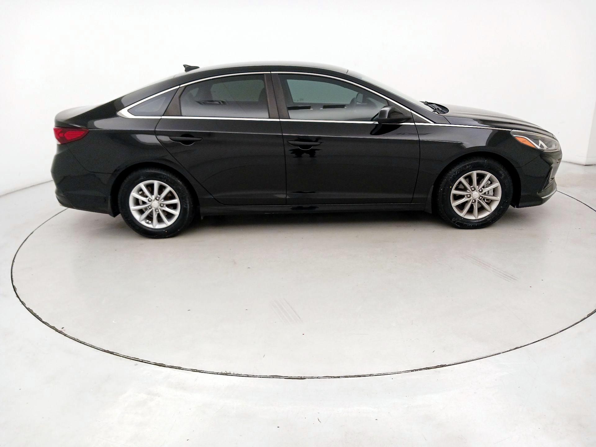Thumbnail: 2018 Hyundai Sonata - 4