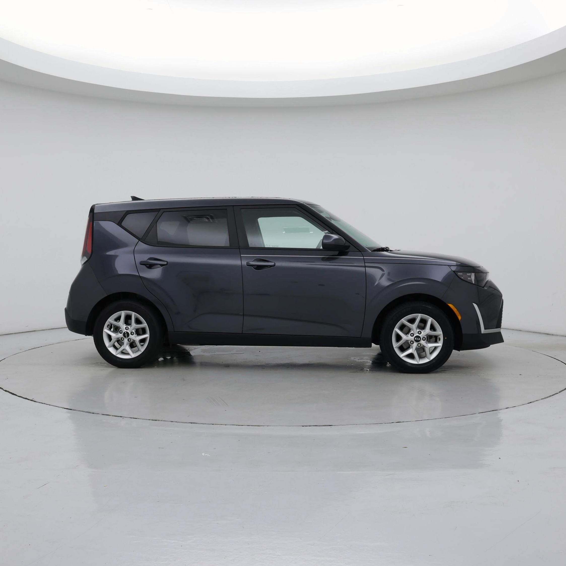 Thumbnail: 2023 Kia Soul - 7