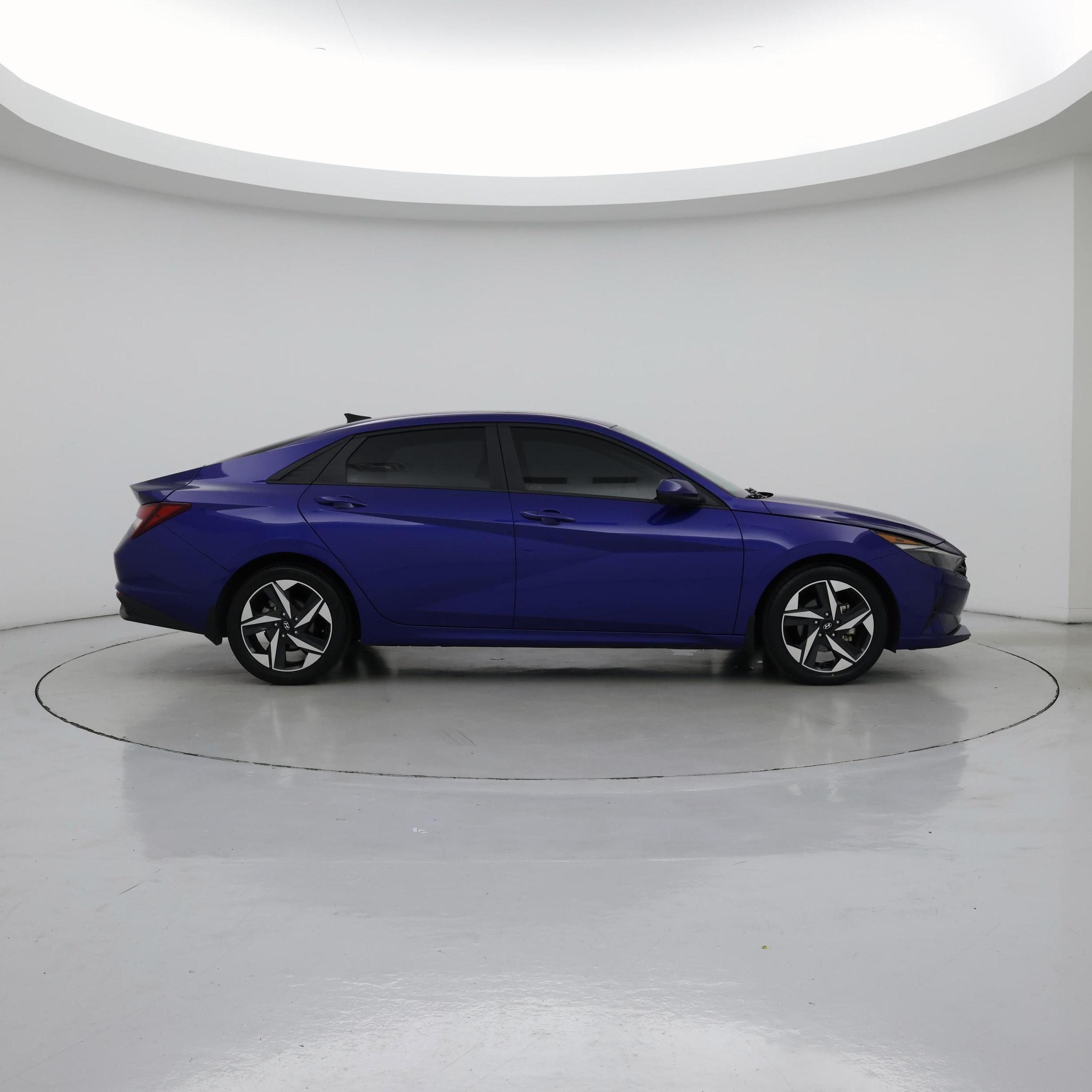 Thumbnail: 2023 Hyundai Elantra - 7