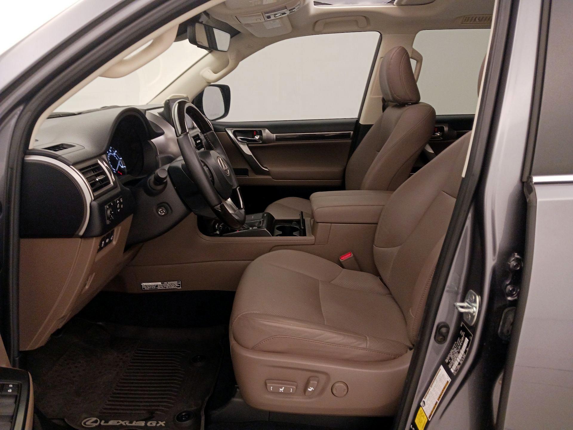 Thumbnail: 2023 Lexus GX - 11