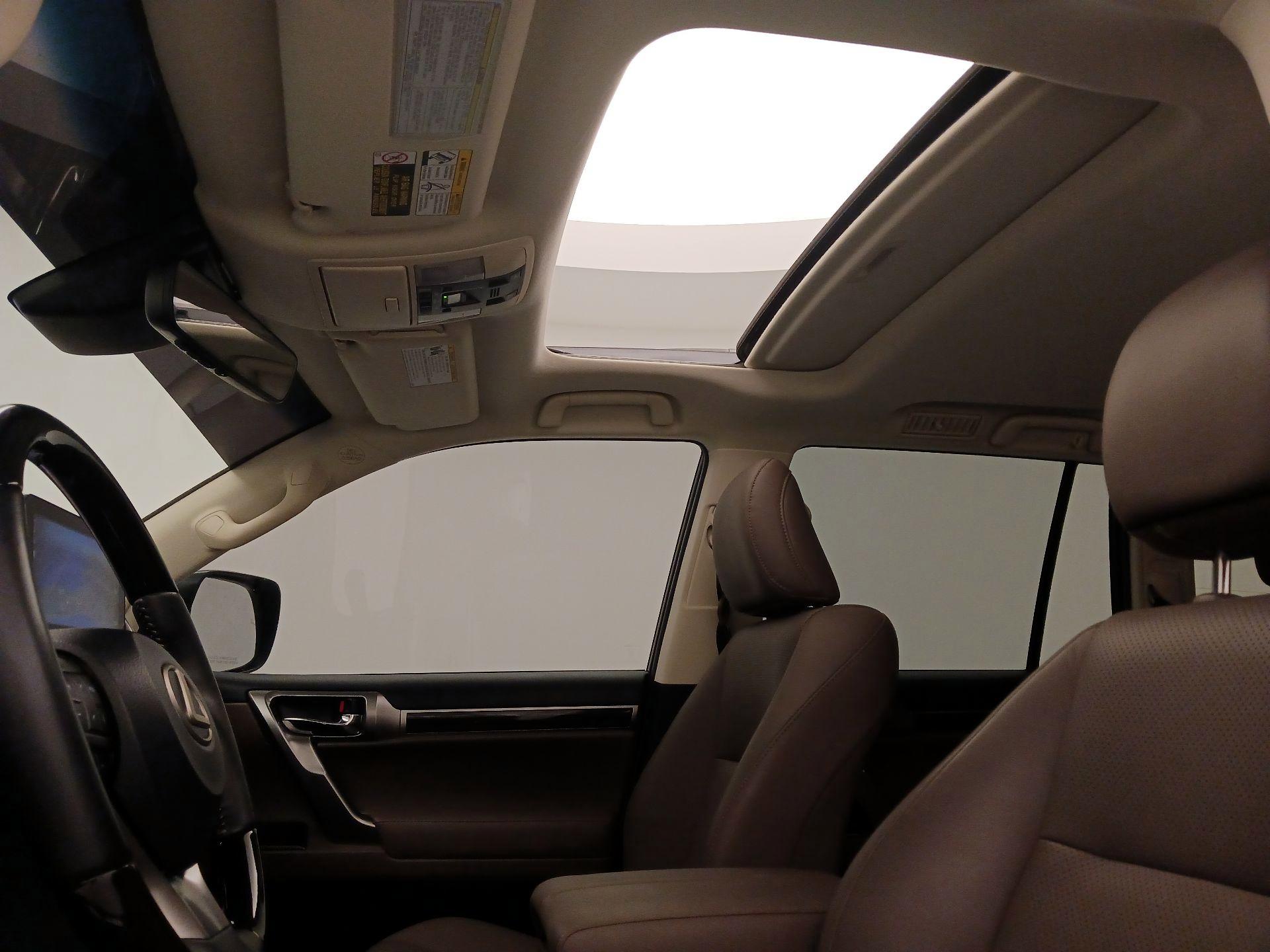 Thumbnail: 2023 Lexus GX - 20