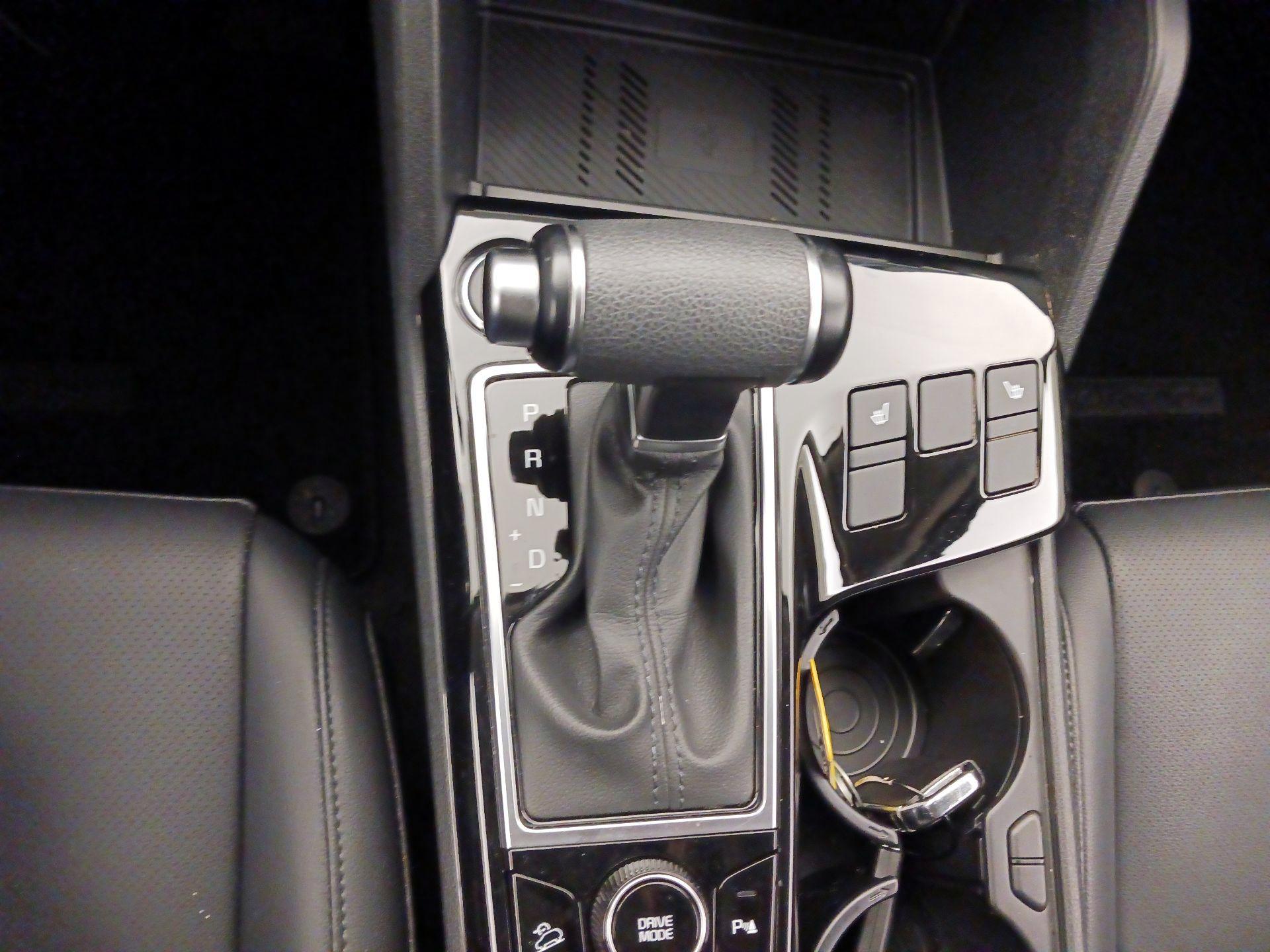 Thumbnail: 2023 Kia Sportage - 16