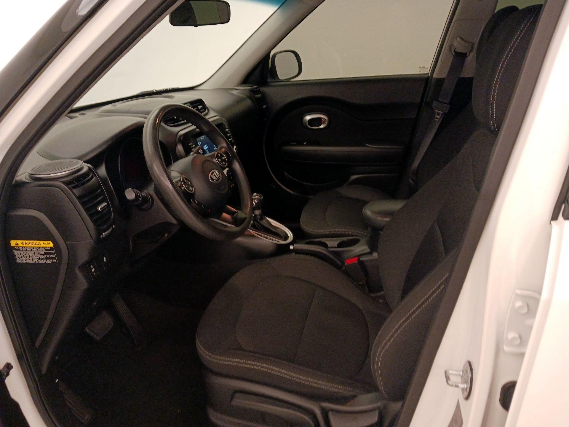 Thumbnail: 2019 Kia Soul - 11