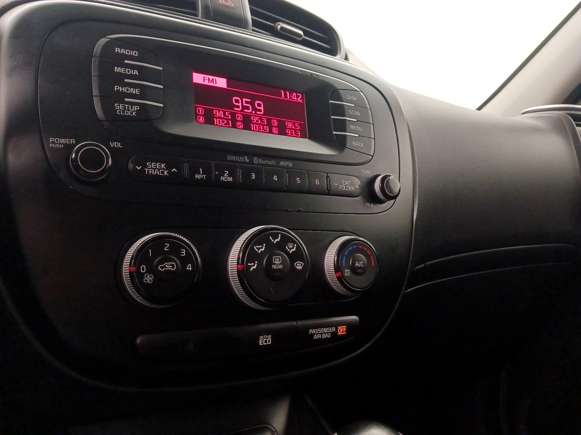Thumbnail: 2016 Kia Soul - 15