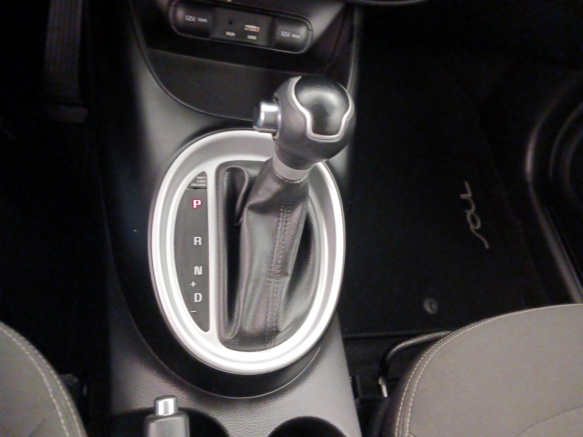 Thumbnail: 2016 Kia Soul - 16