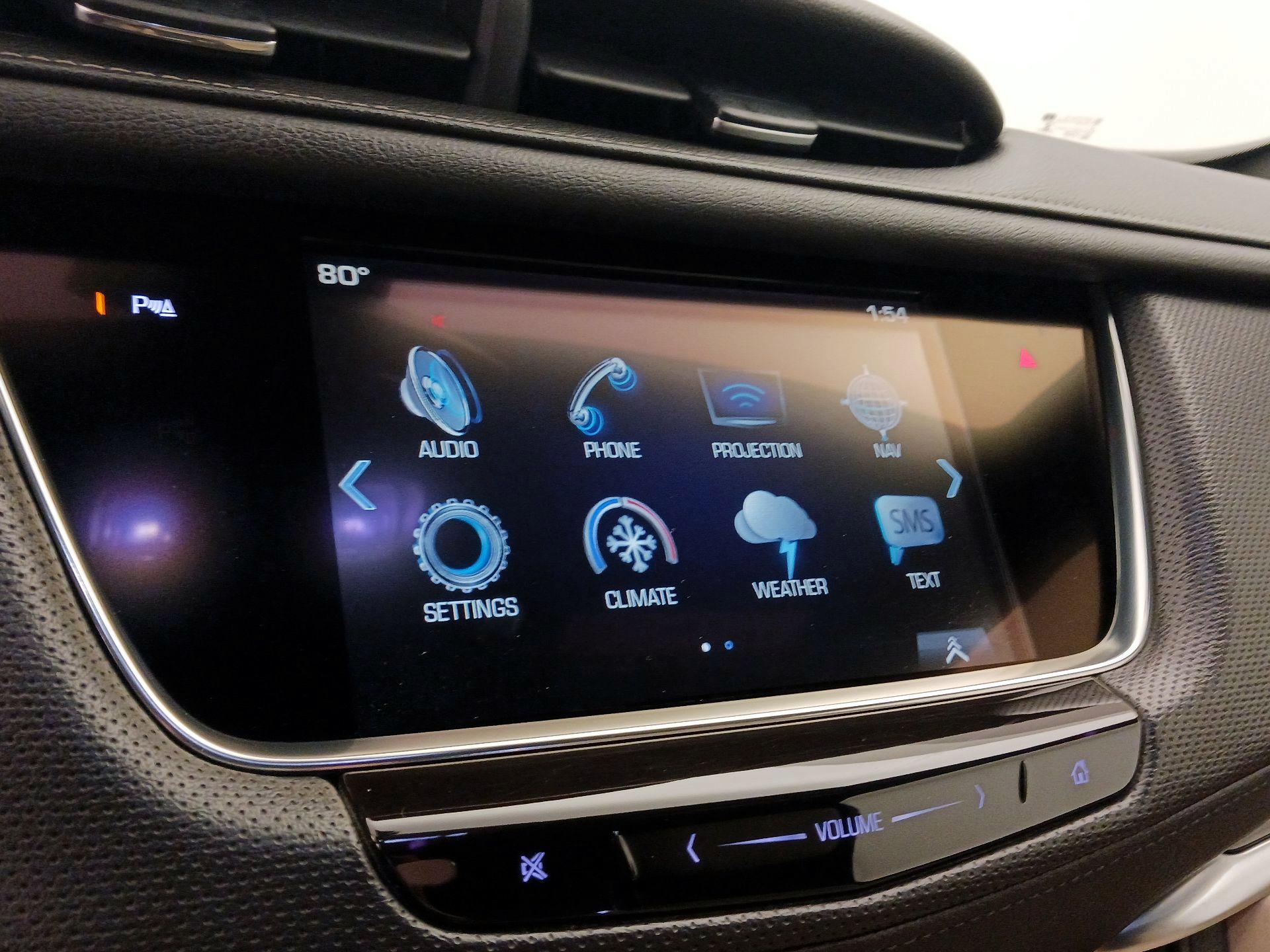 Thumbnail: 2017 Cadillac XT5 - 16