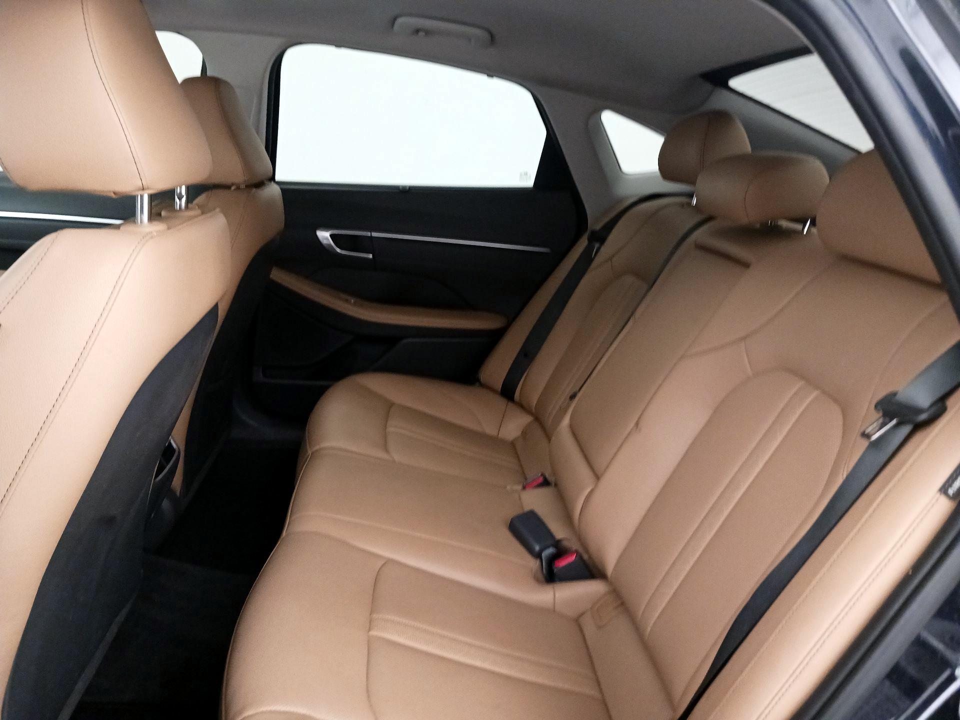 Thumbnail: 2020 Hyundai Sonata - 20