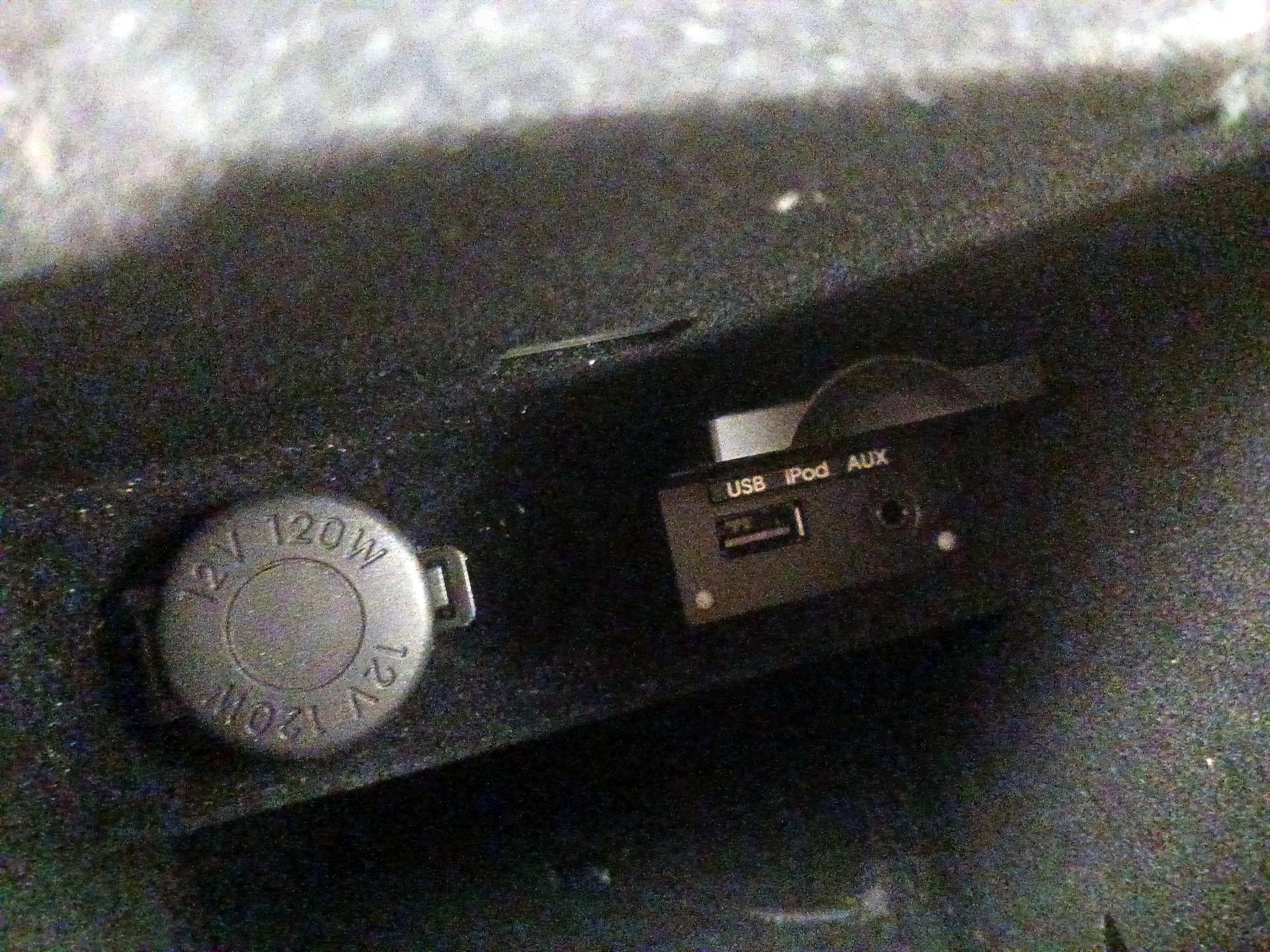 Thumbnail: 2014 Hyundai Genesis - 17