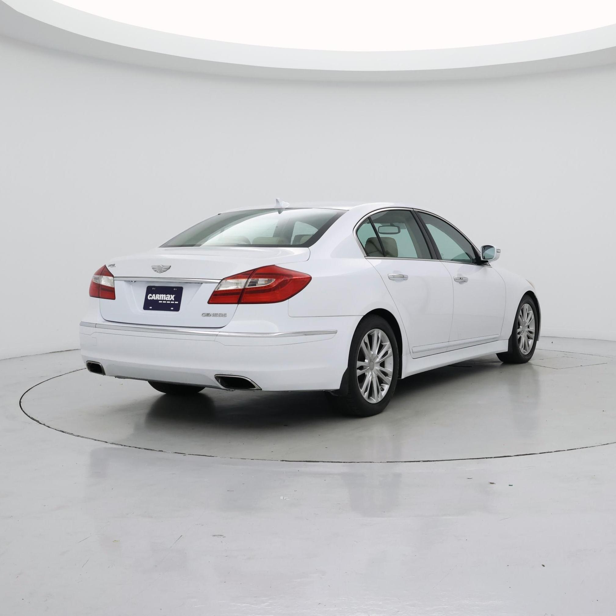 Thumbnail: 2014 Hyundai Genesis - 8