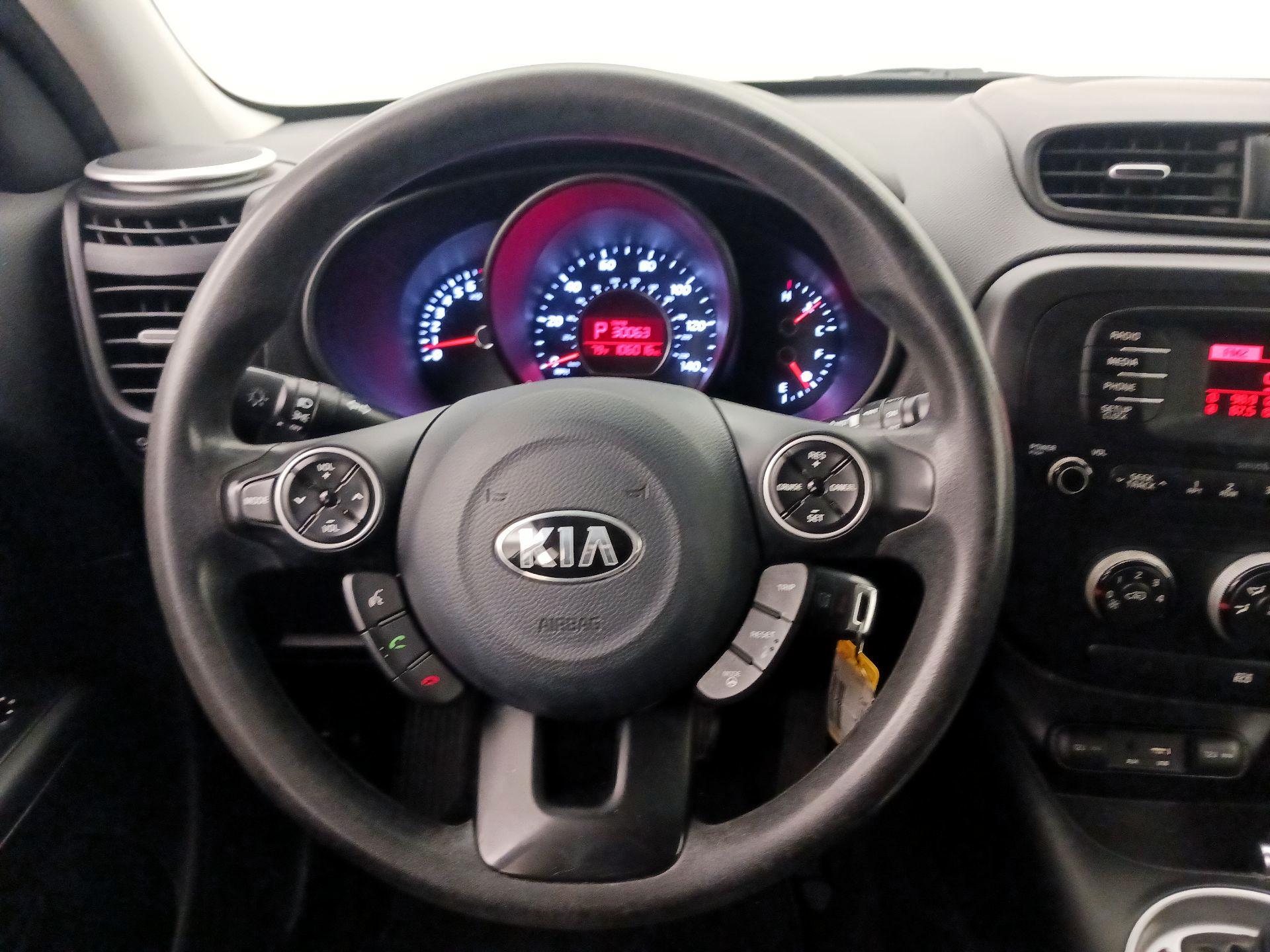 Thumbnail: 2015 Kia Soul - 10