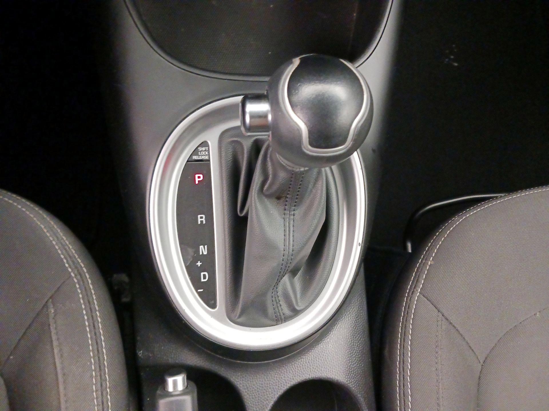 Thumbnail: 2015 Kia Soul - 16