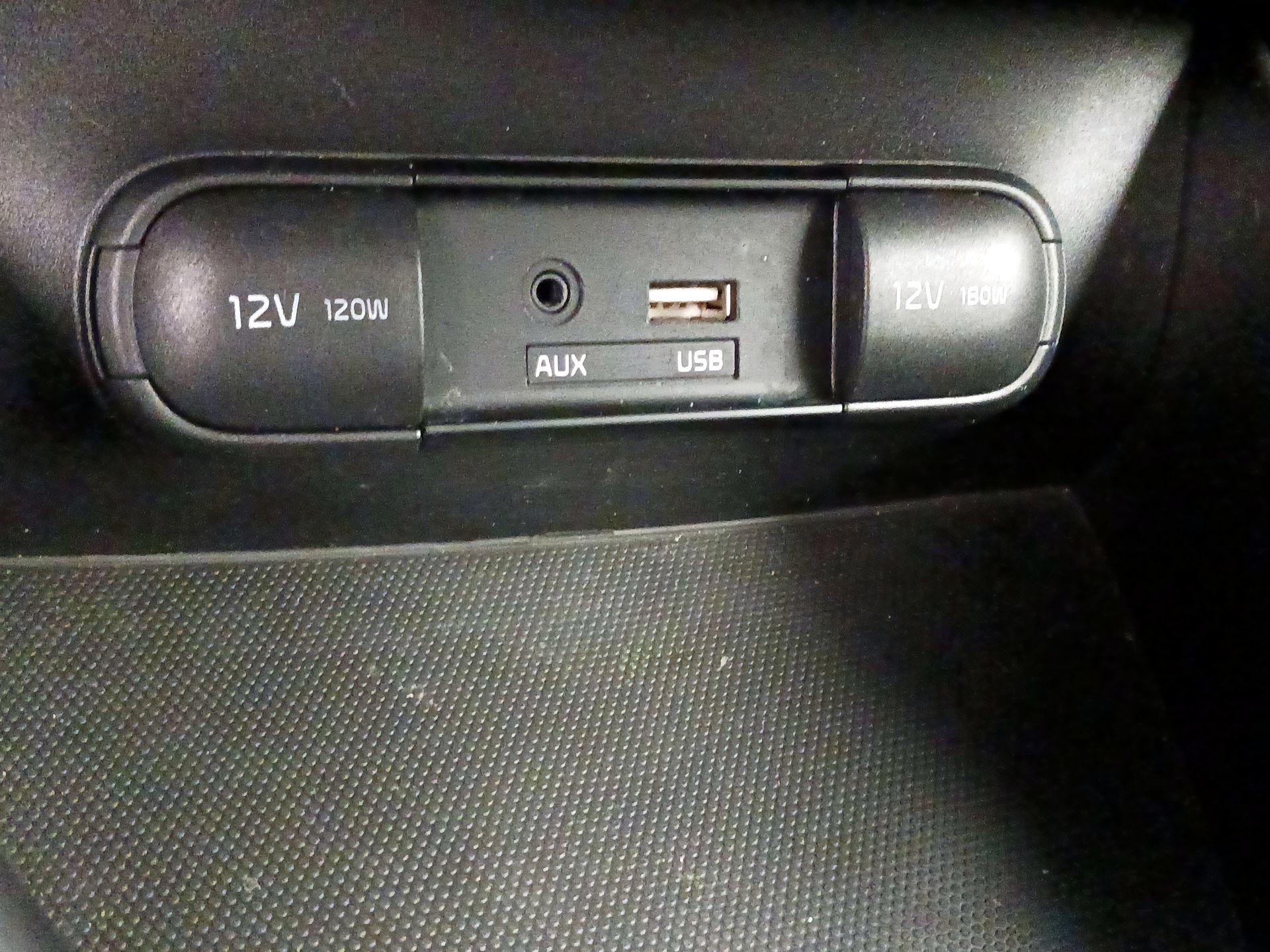 Thumbnail: 2015 Kia Soul - 17