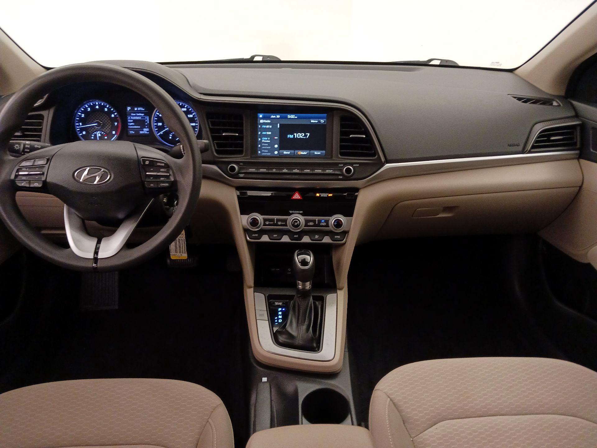 Thumbnail: 2020 Hyundai Elantra - 9