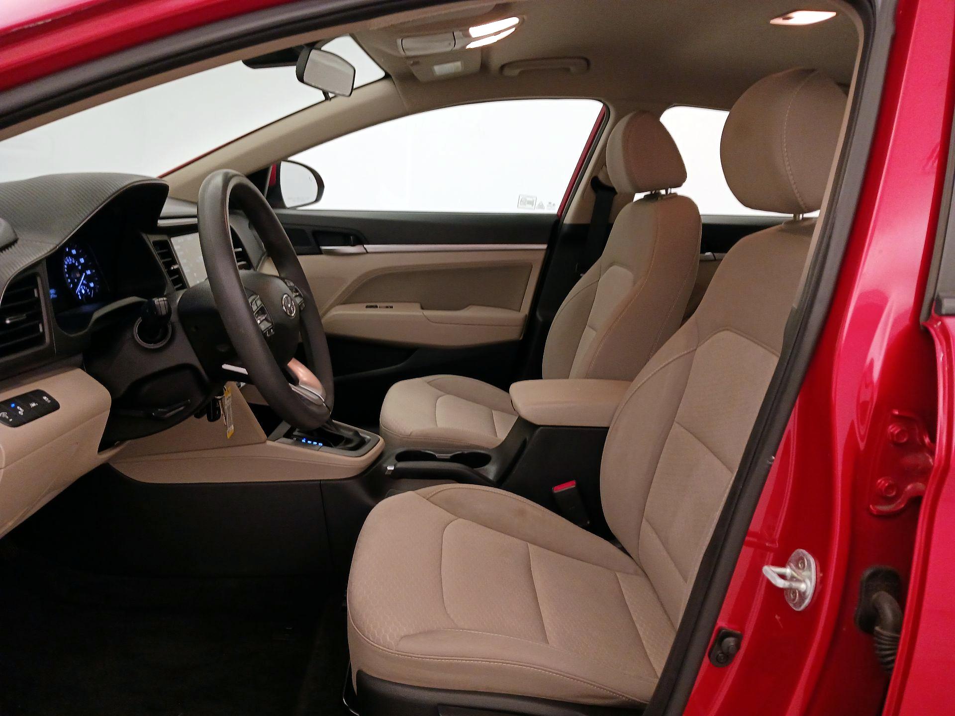 Thumbnail: 2020 Hyundai Elantra - 11