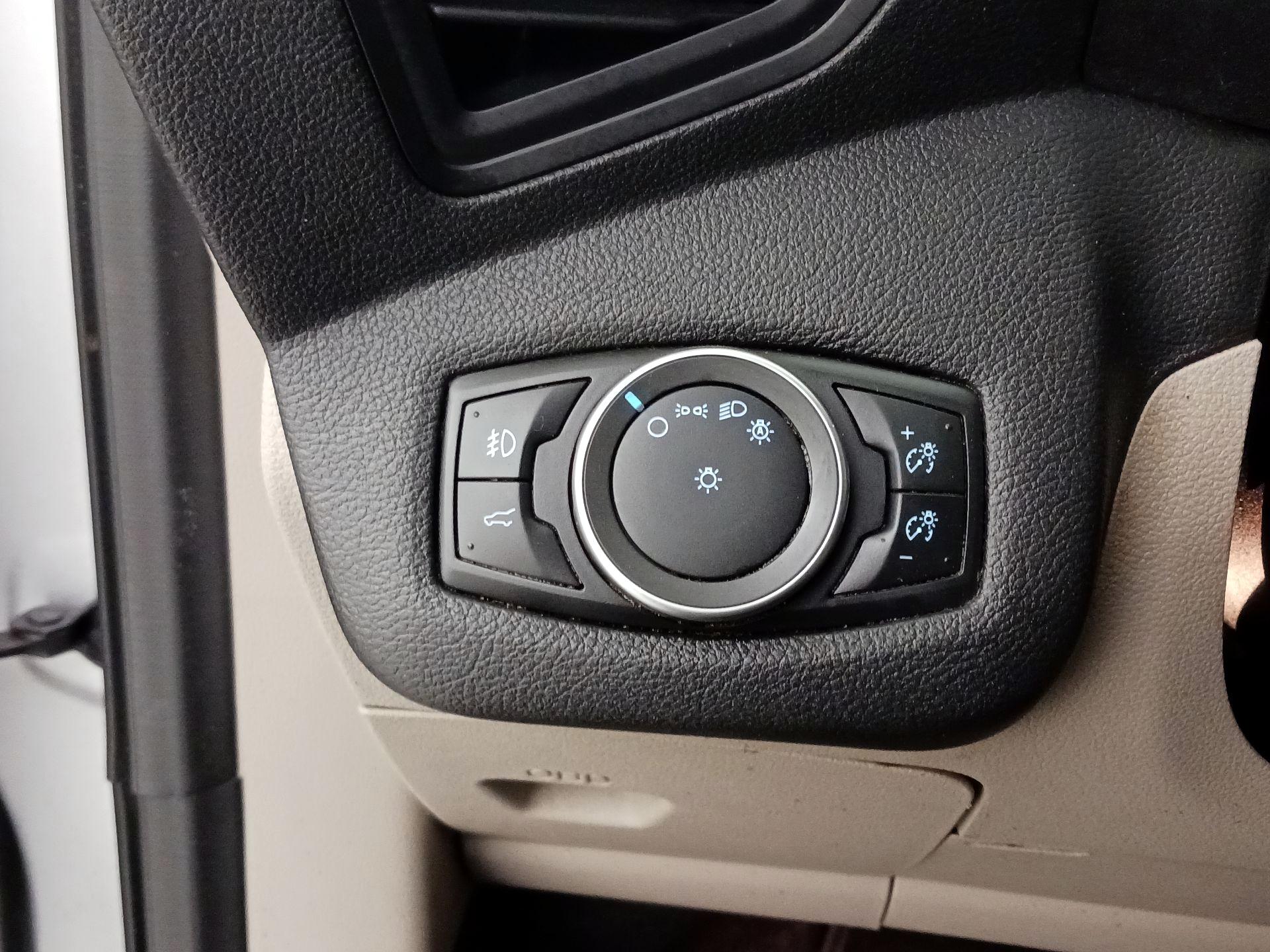 Thumbnail: 2018 Ford Escape - 13